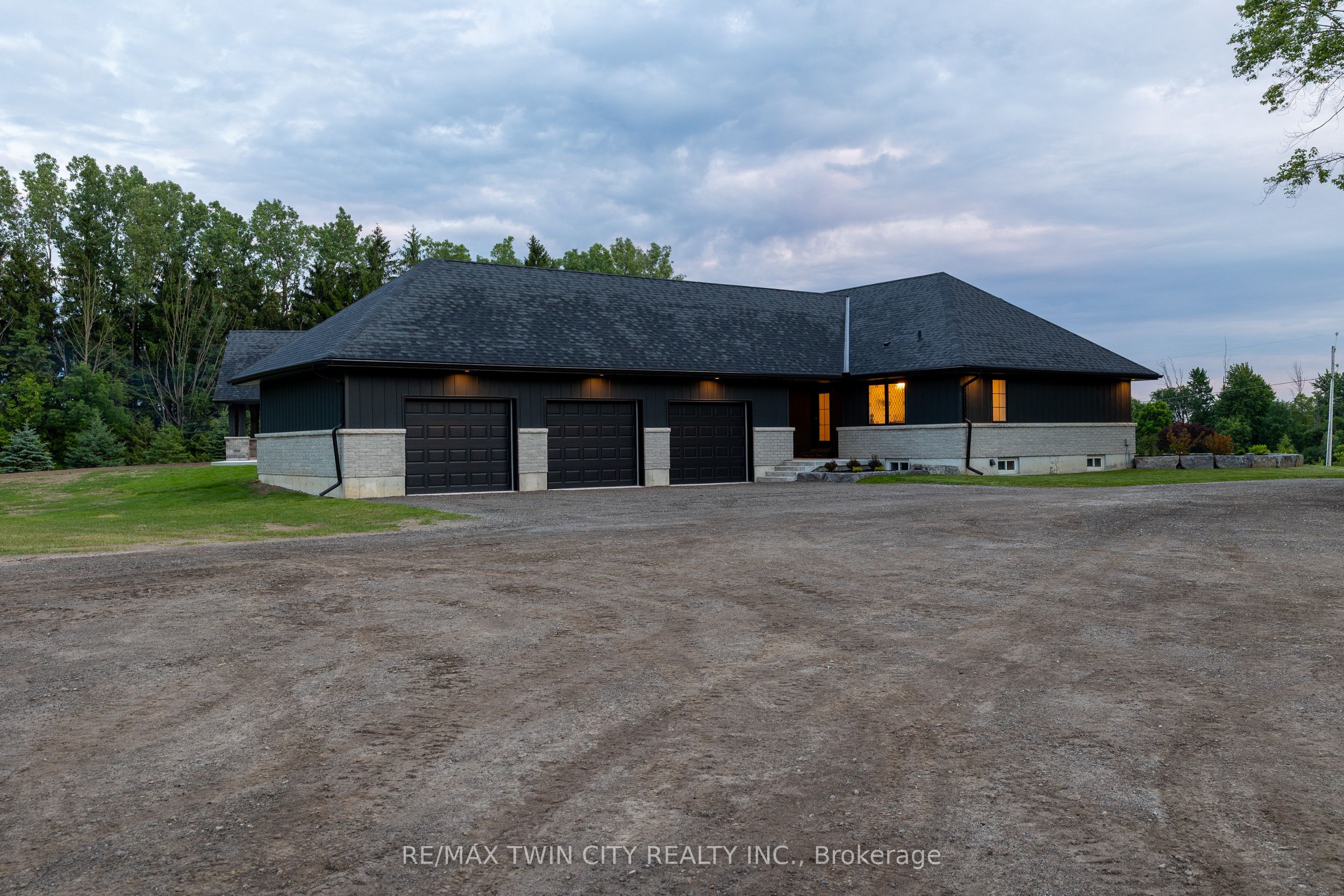 88 Etonia Road Property Photo 11