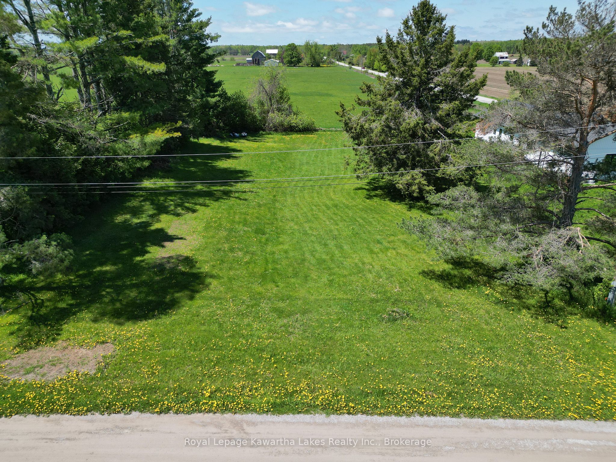 8 Fulsom Crescent Property Photo 3