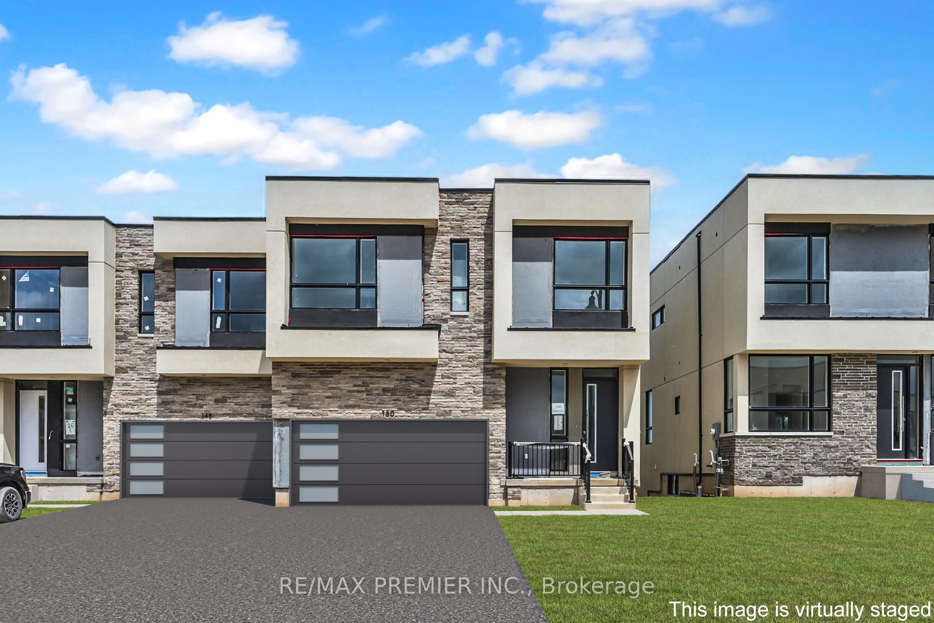 150 Yvonne Crescent Property Photo 1