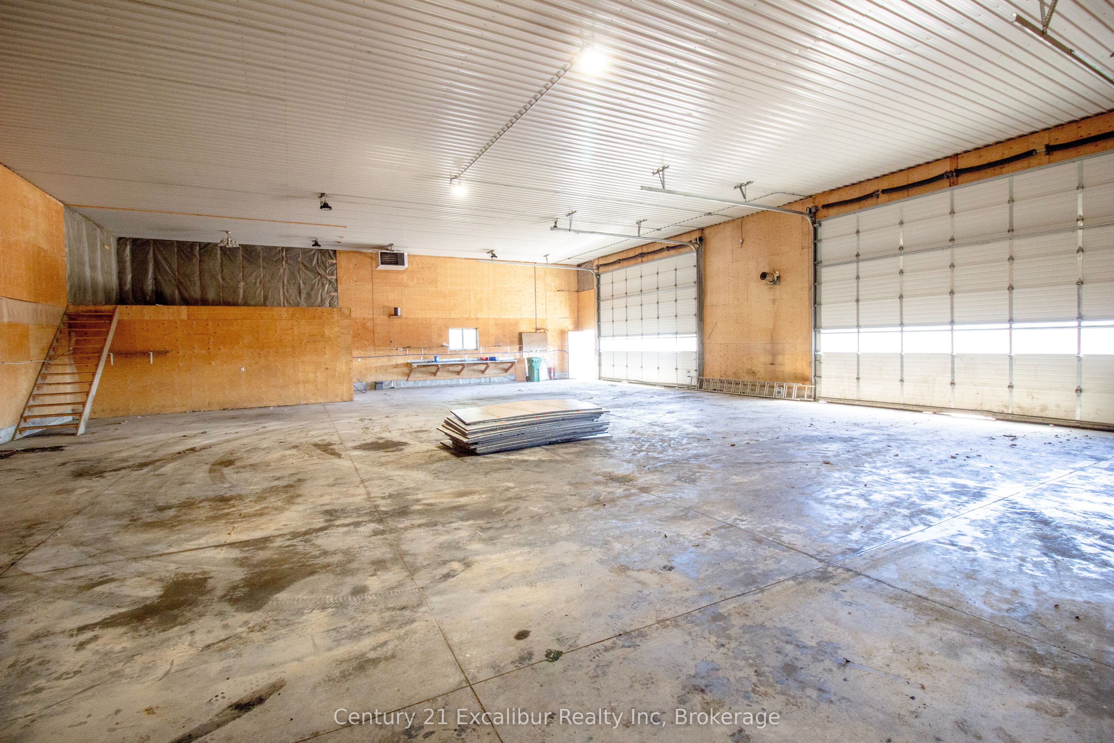 8323 Line 12 Street Property Photo 3