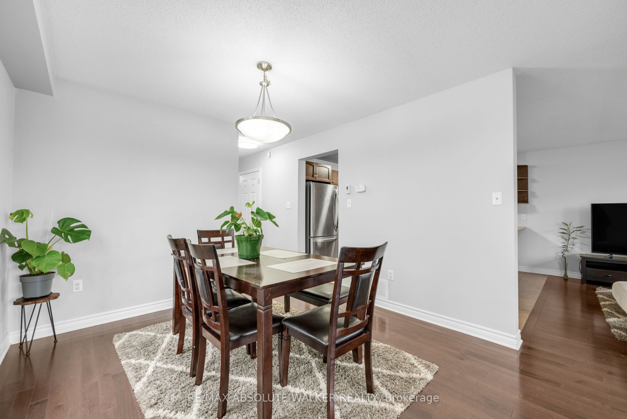 281 Sterling Avenue Property Photo 4