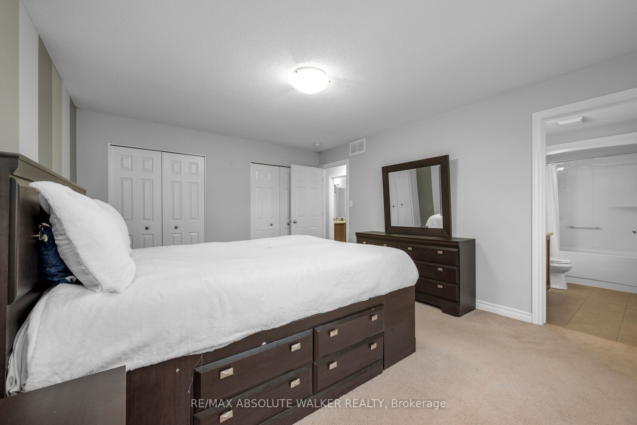 281 Sterling Avenue Property Photo 17