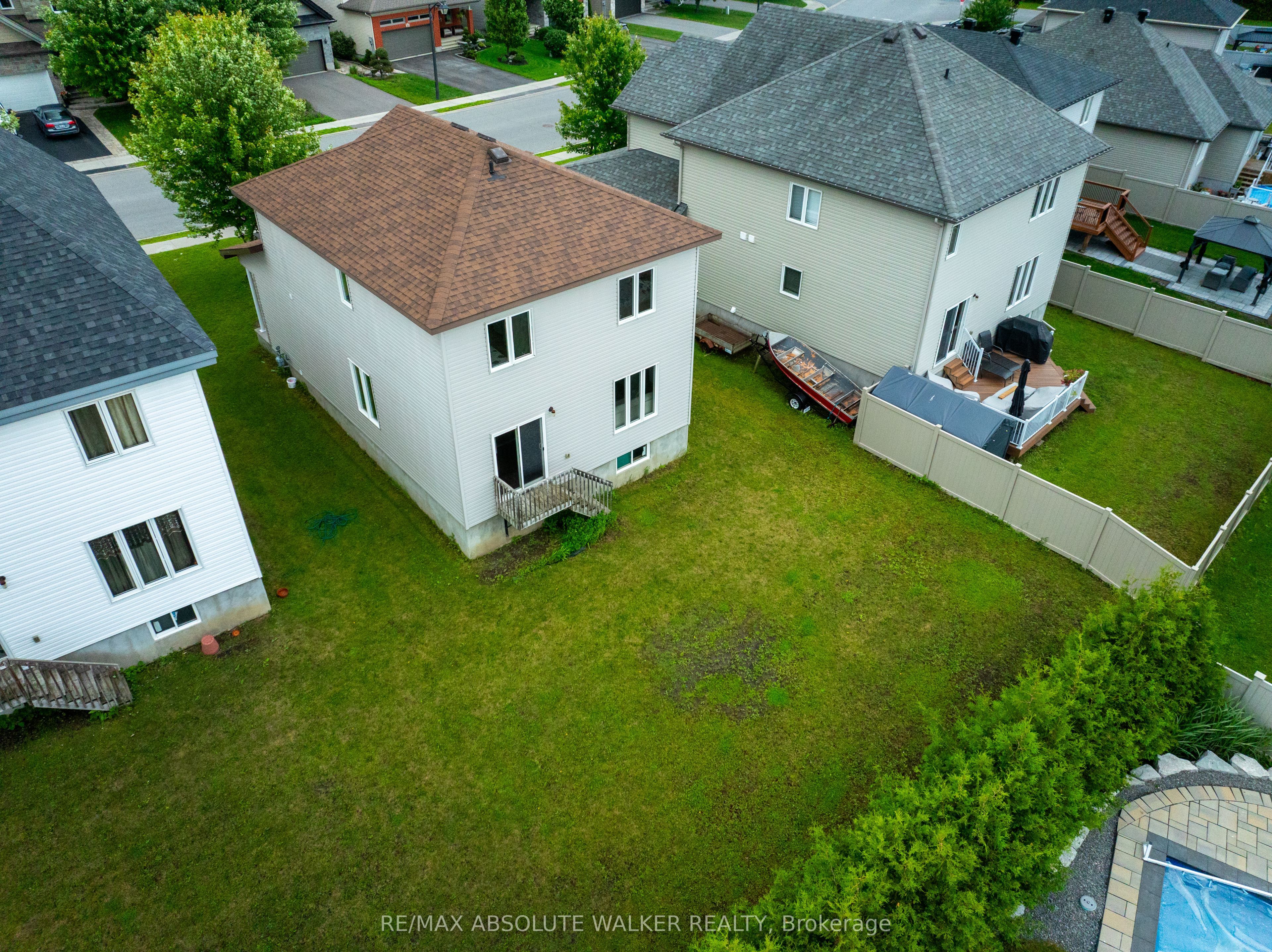 281 Sterling Avenue Property Photo 26