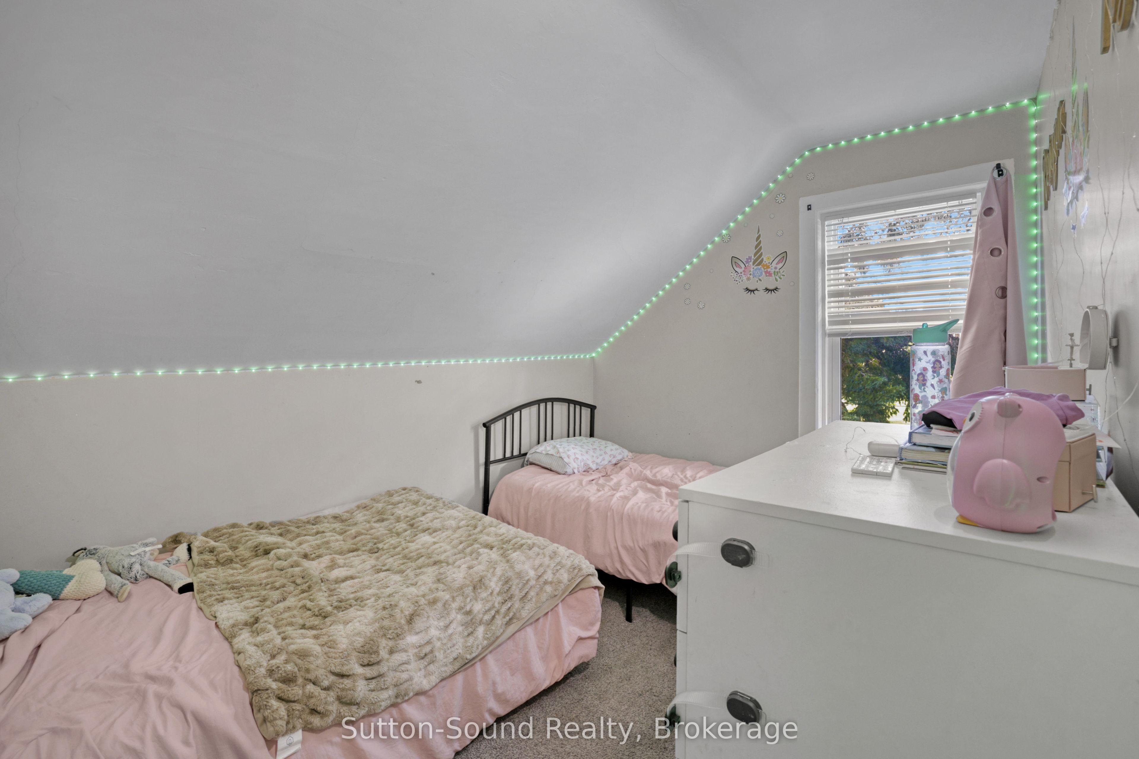 705 17th Street E Property Photo 12