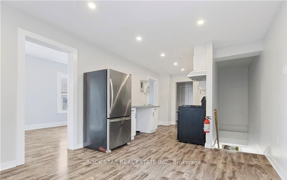 235 Hamilton Road Property Photo 10
