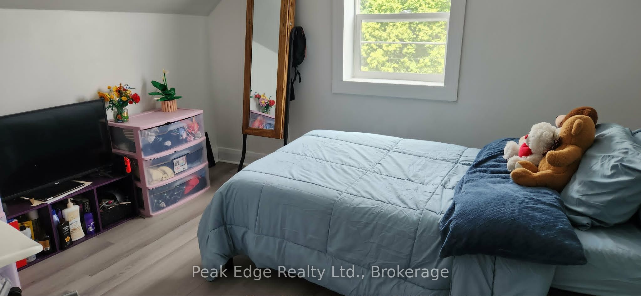 281 6th Street Property Photo 16