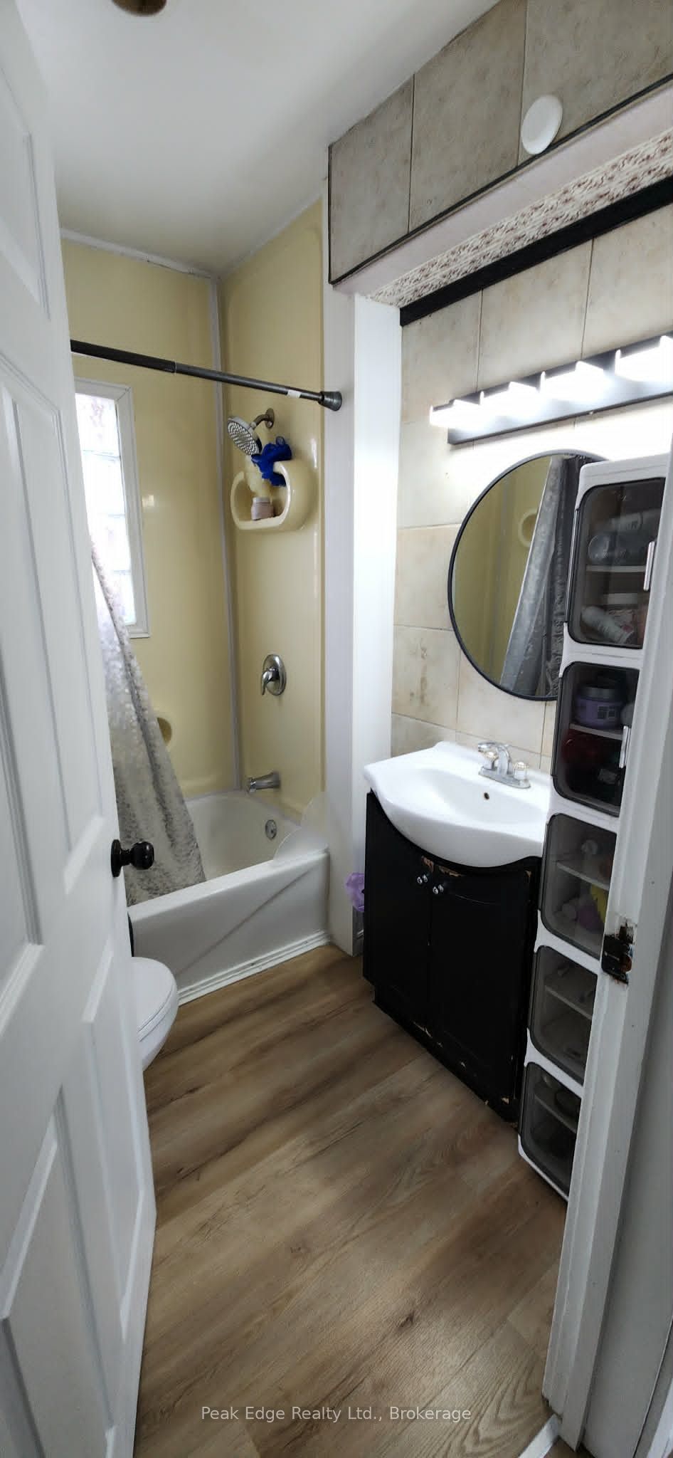 281 6th Street Property Photo 23
