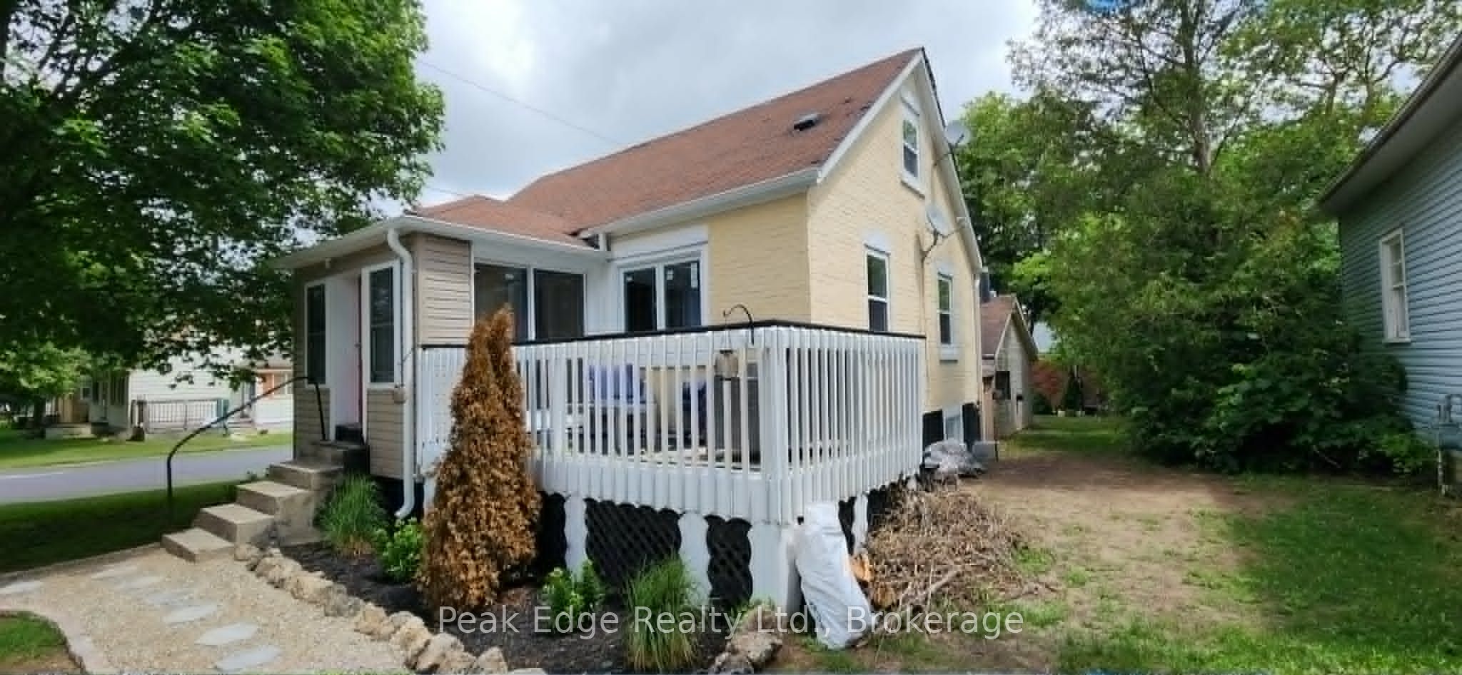 281 6th Street Property Photo 26