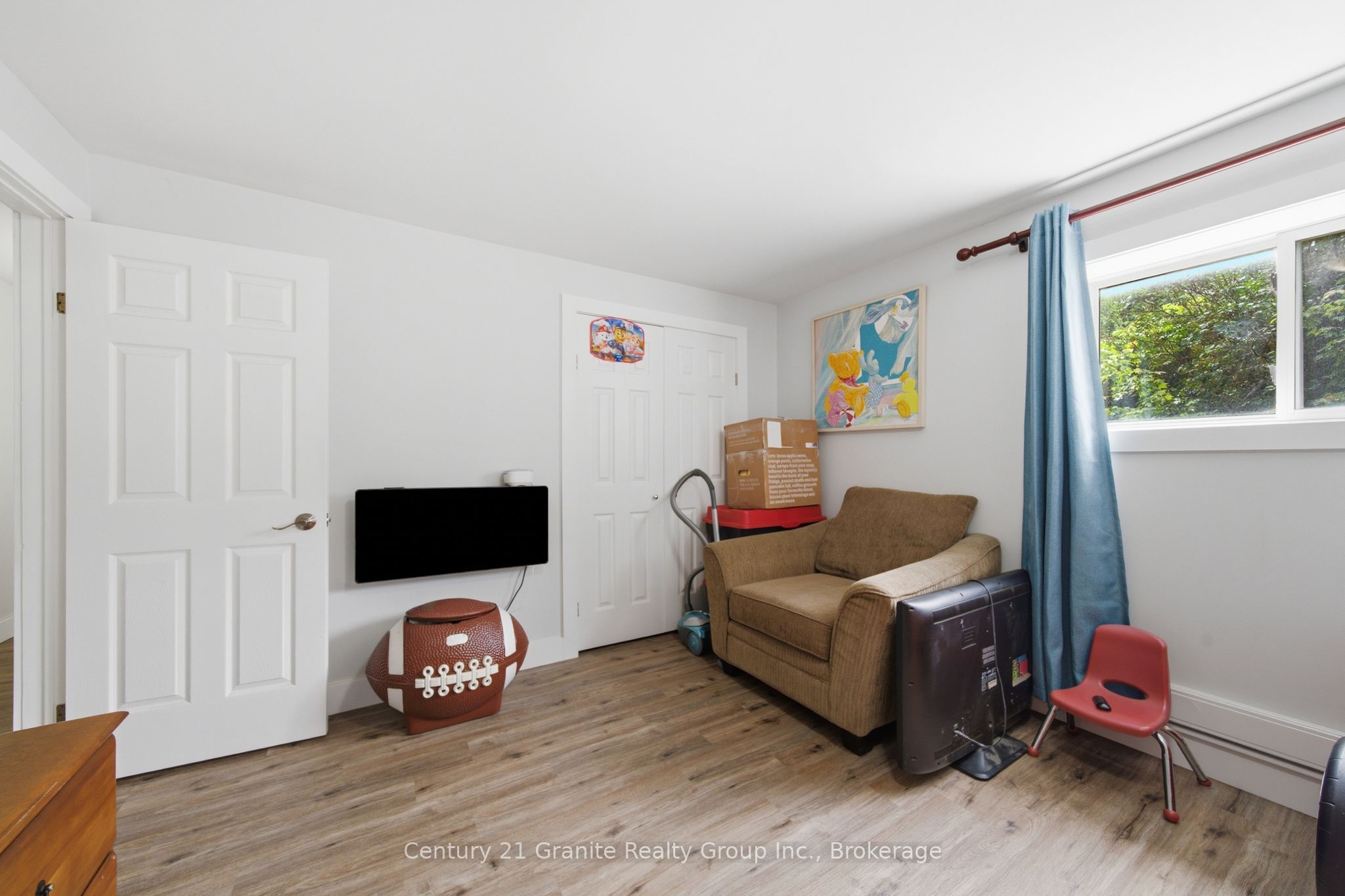2427 North Shore Road Property Photo 14