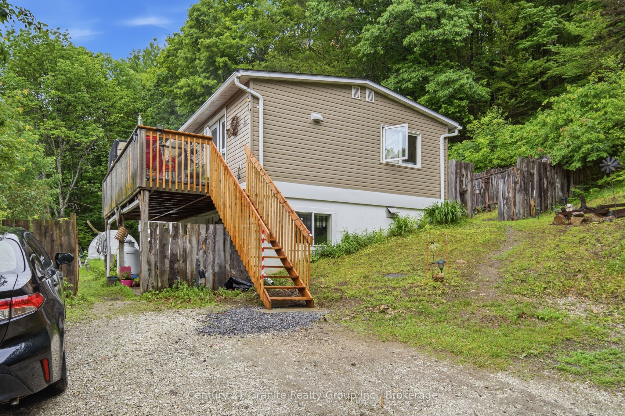 2427 North Shore Road Property Photo 17