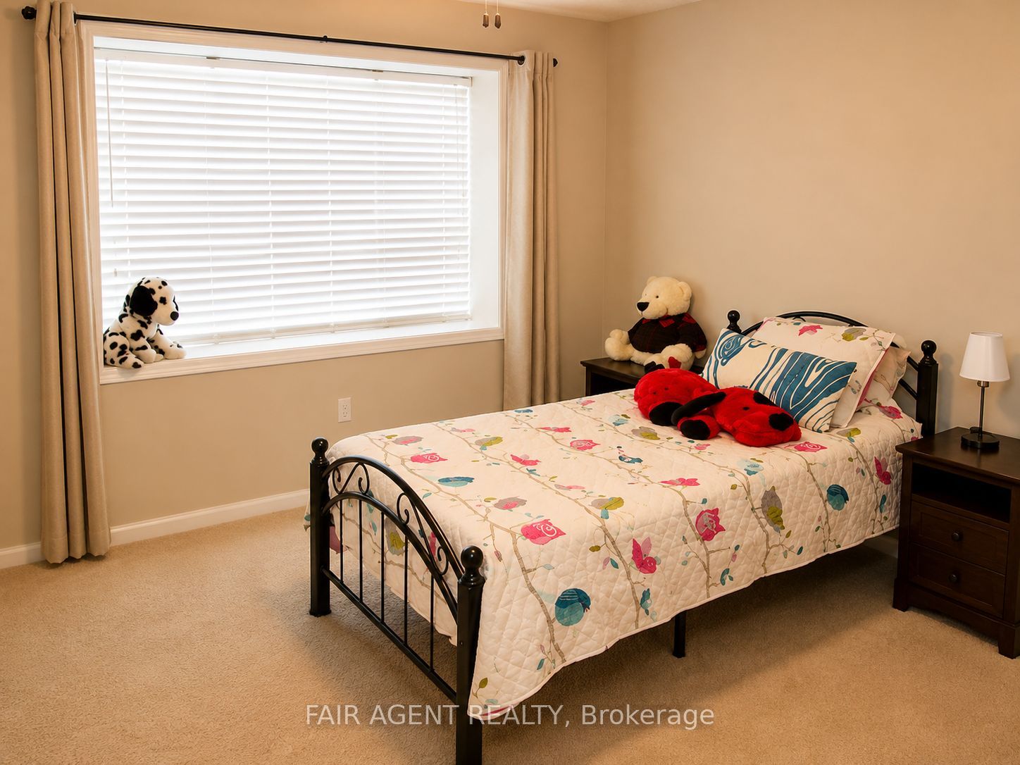 28 Elderberry Avenue Property Photo 16