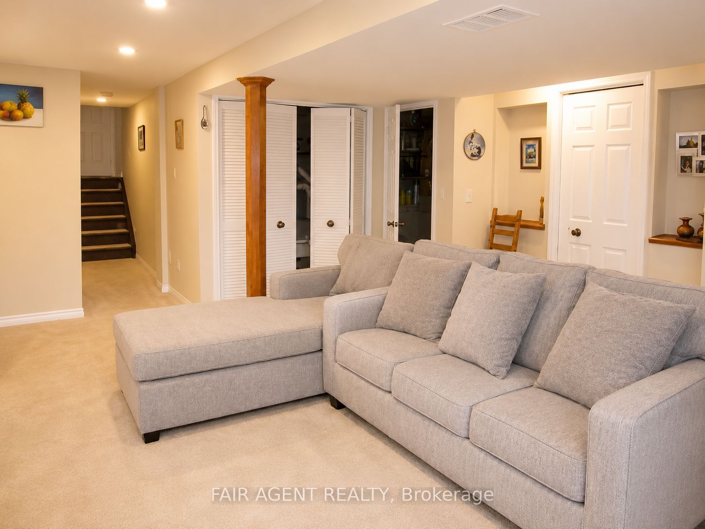 28 Elderberry Avenue Property Photo 19