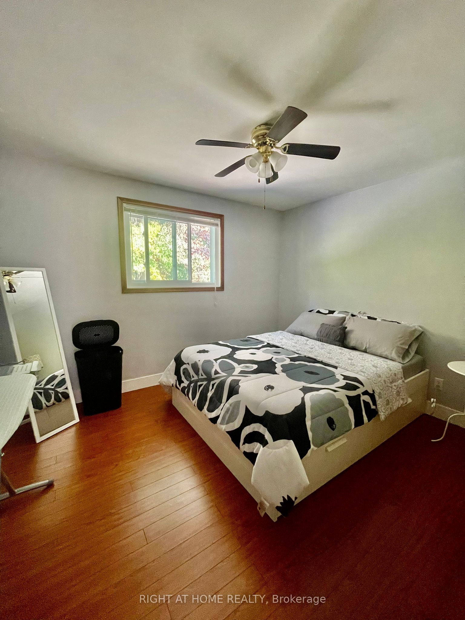 19 Johnson Place 1 Property Photo 4
