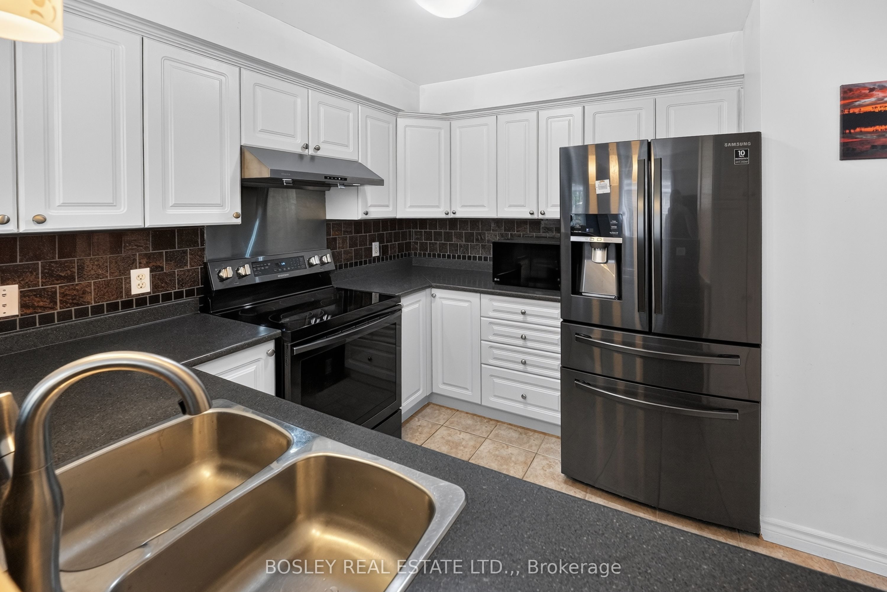 6263 Valley Way 10 Property Photo 2