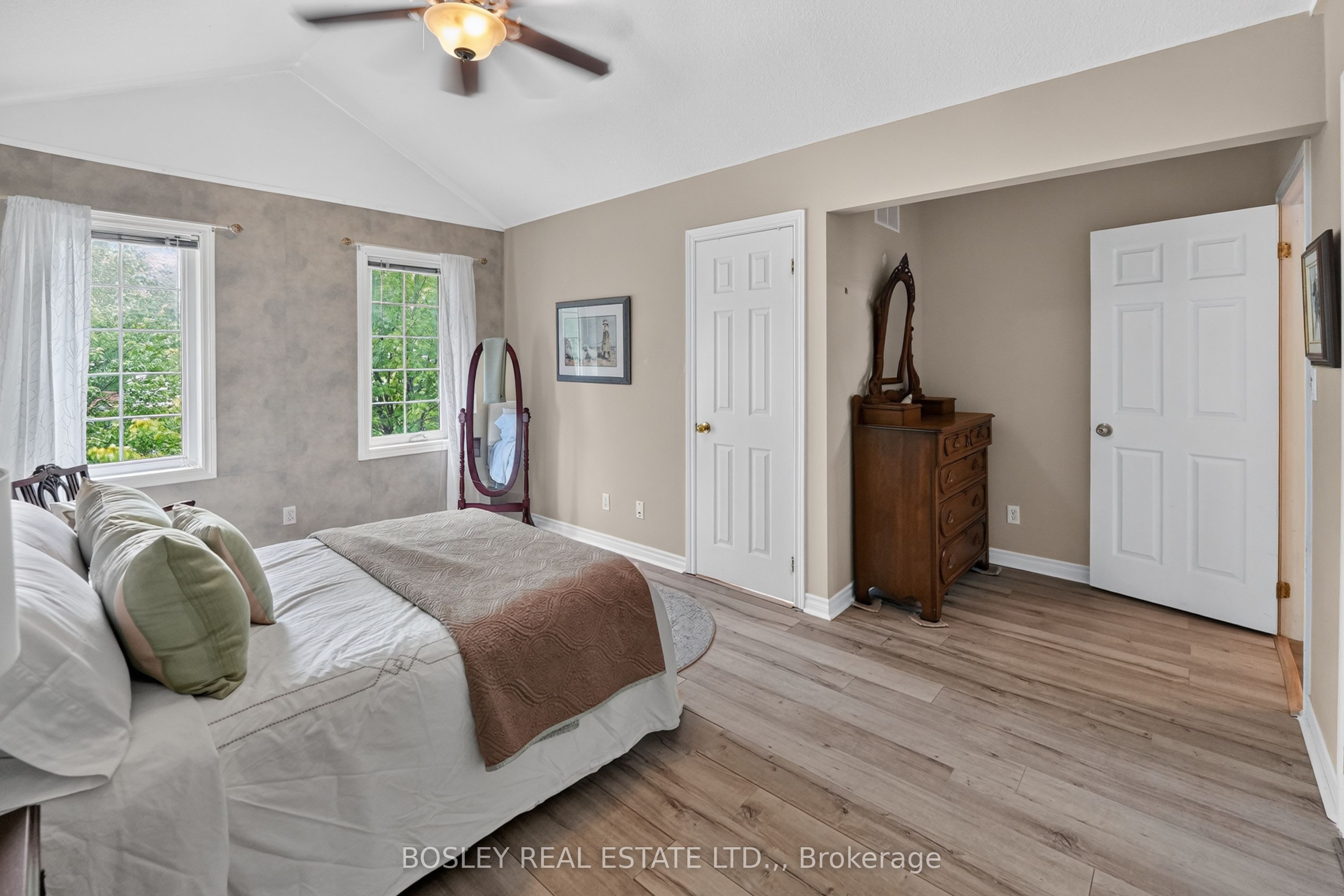 6263 Valley Way 10 Property Photo 18