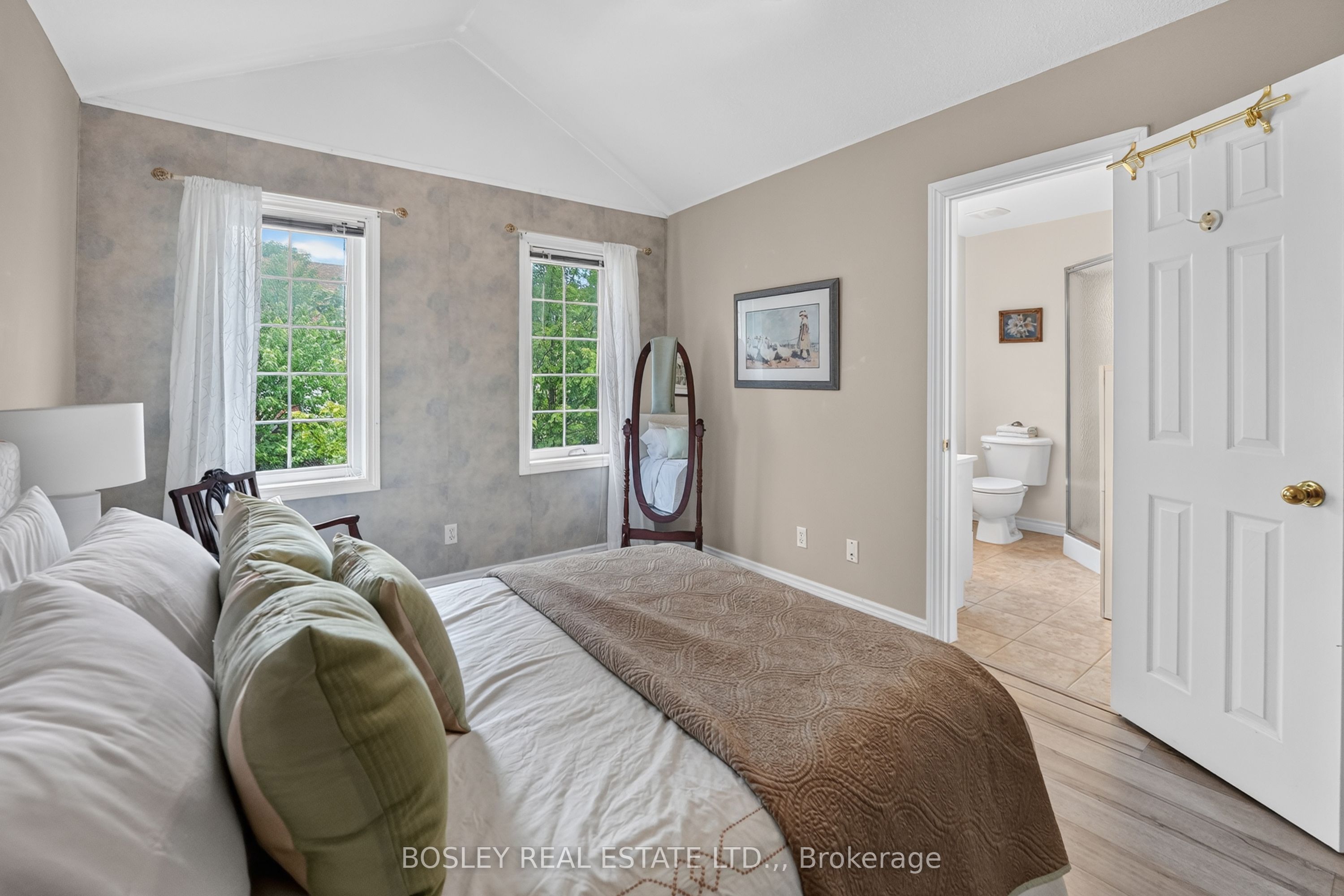6263 Valley Way 10 Property Photo 19