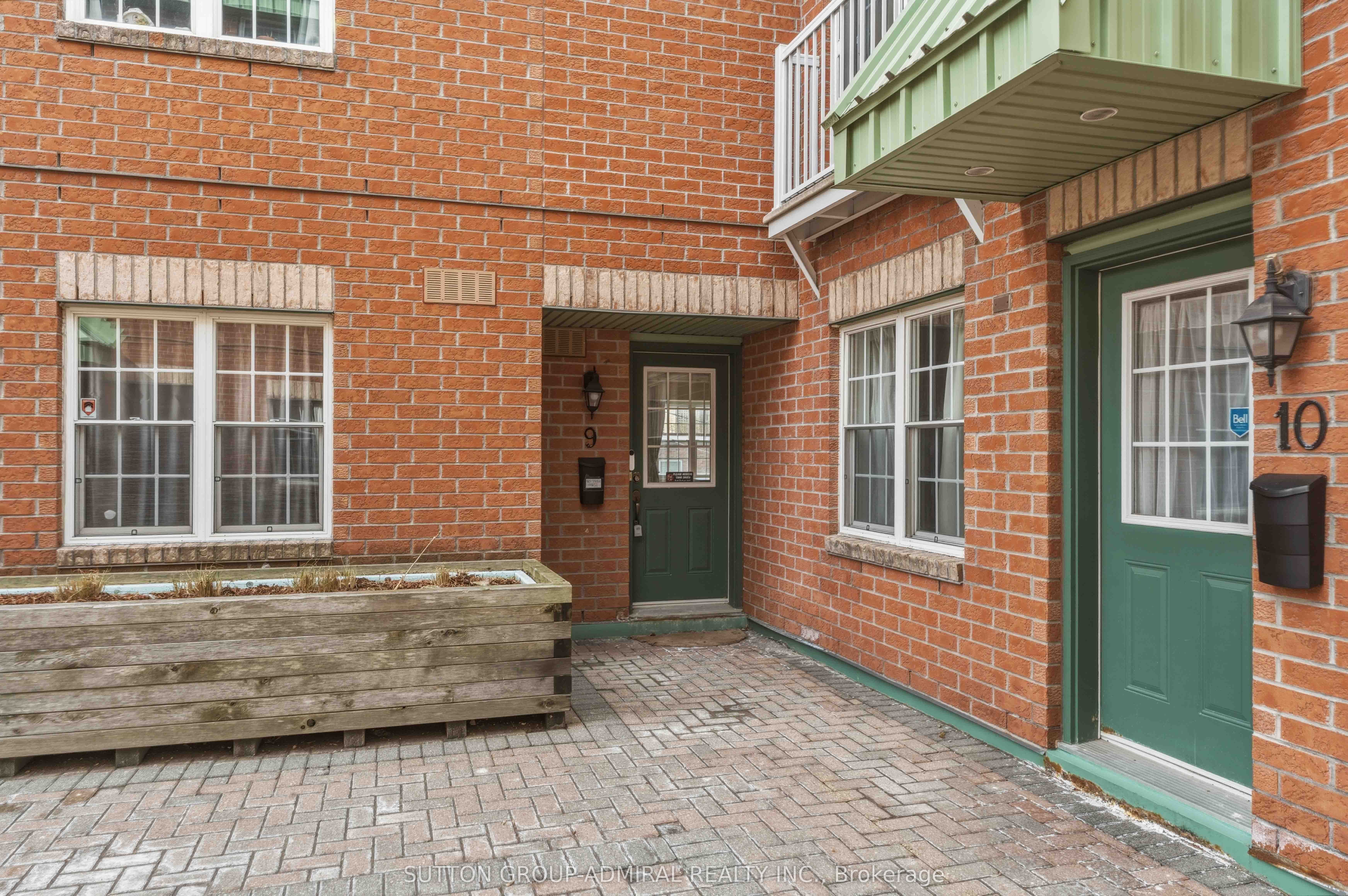 130 Rochester Street 9 Property Photo 6