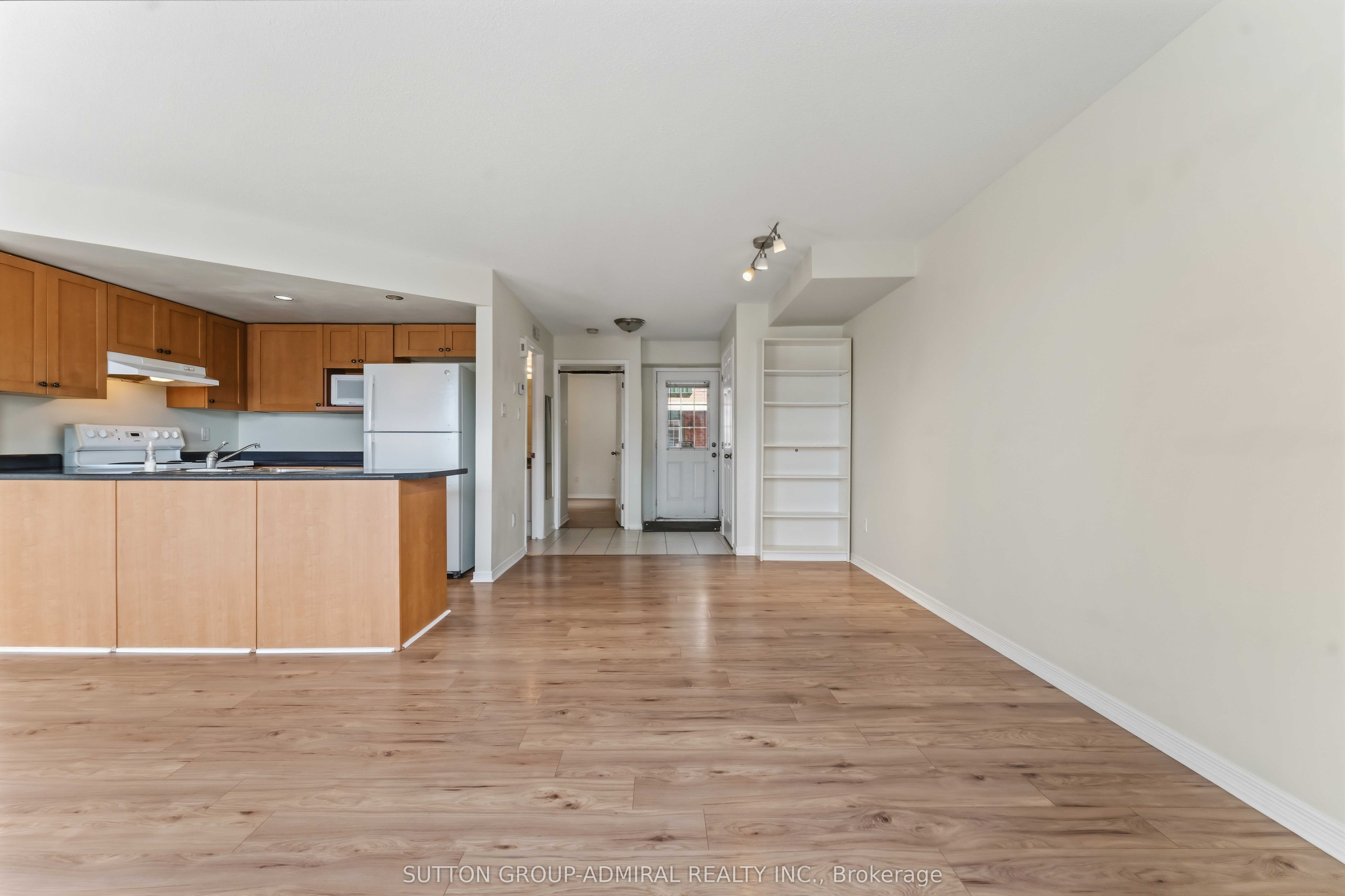130 Rochester Street 9 Property Photo 17