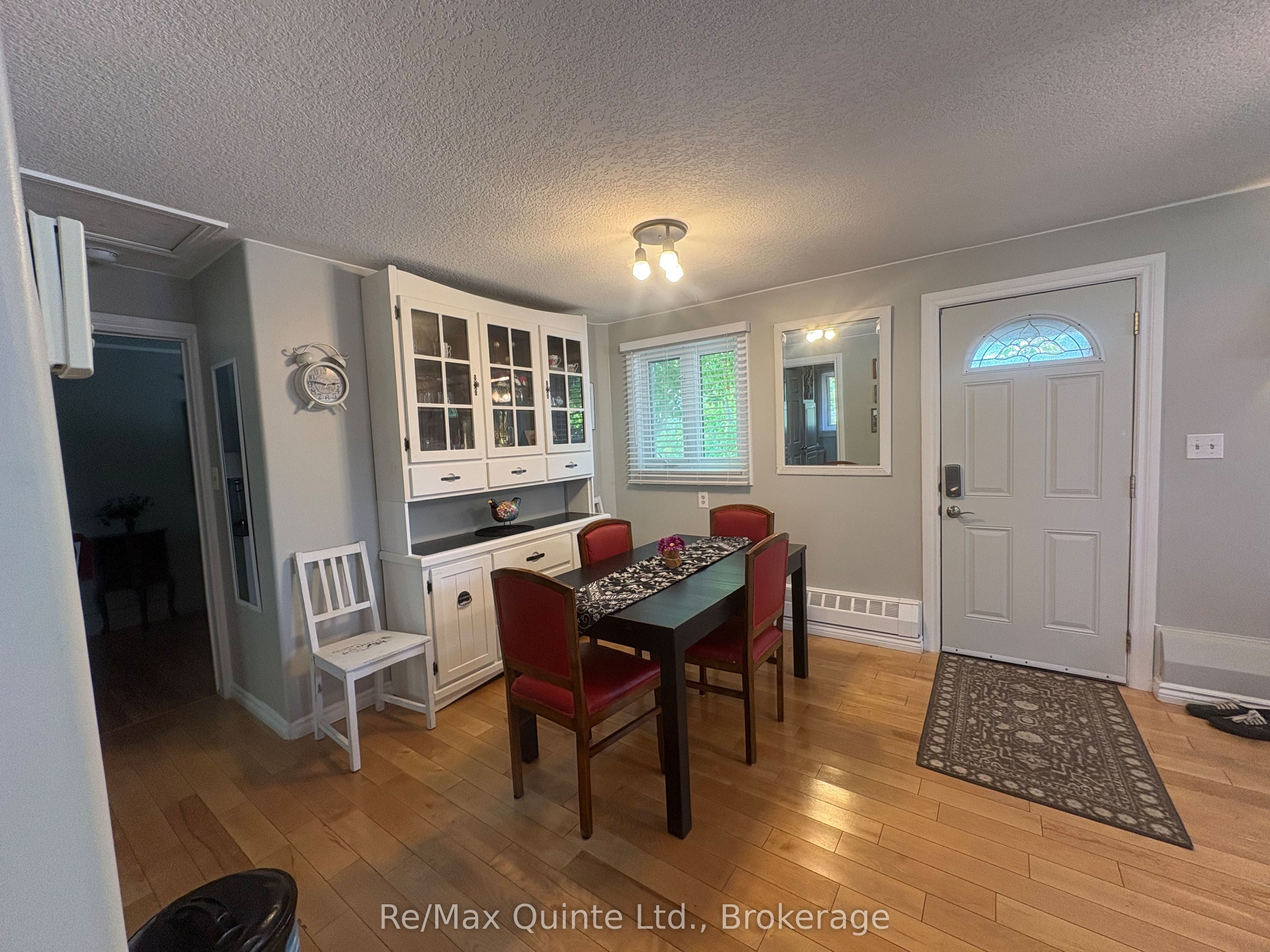 14 Bay Avenue Property Photo 5