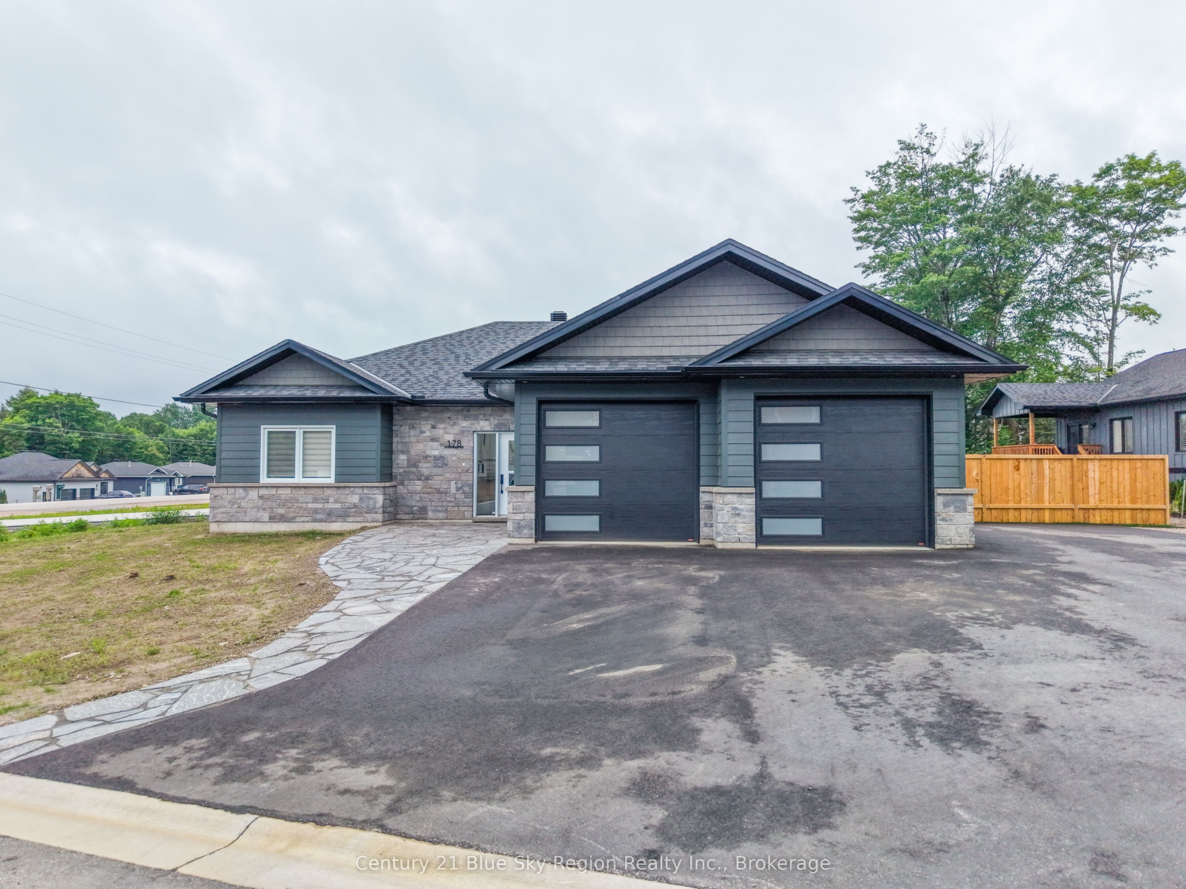 178 Carmichael Drive Property Photo 1