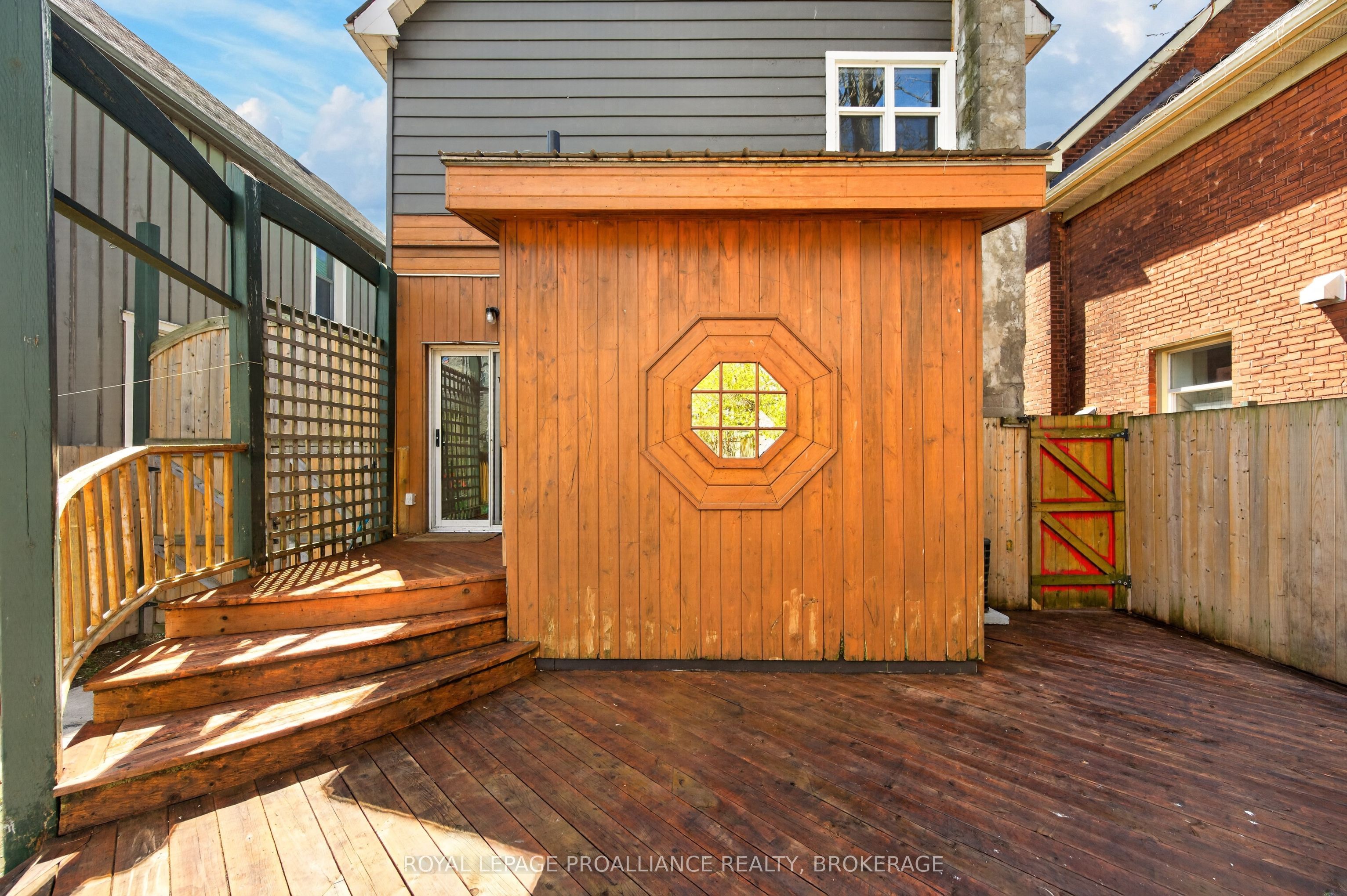 69 John Street Property Photo 22