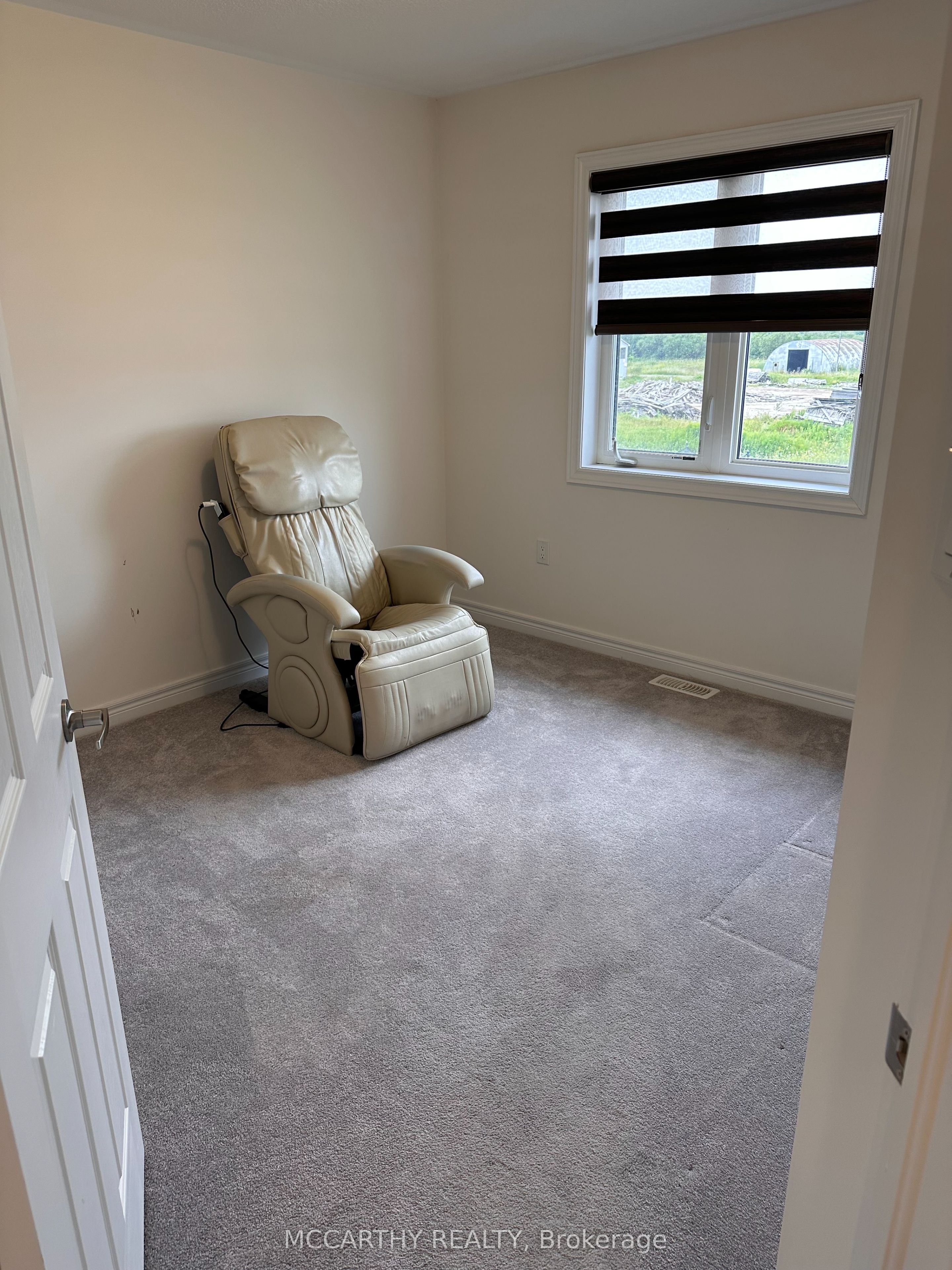 160 Clark Street Property Photo 33