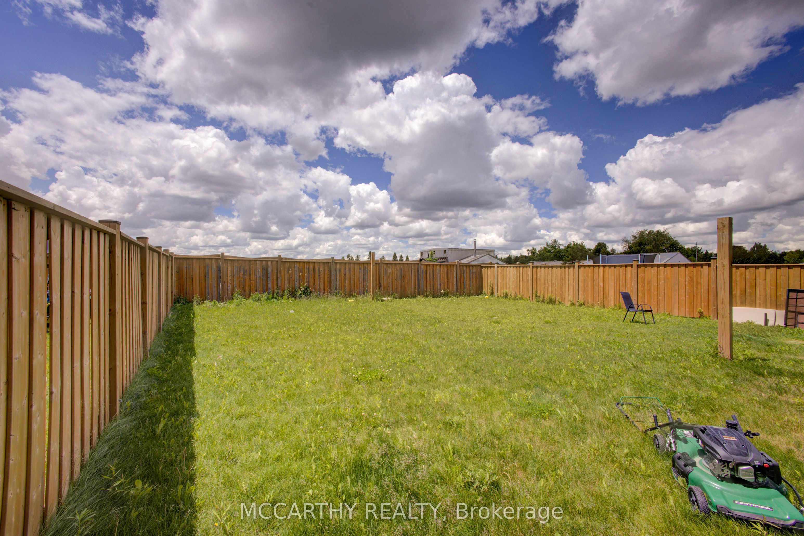 160 Clark Street Property Photo 37