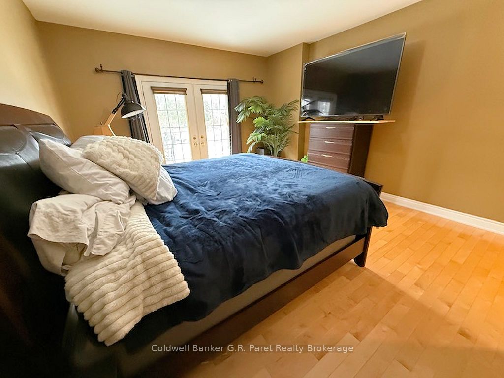 141 24 Highway E Property Photo 24