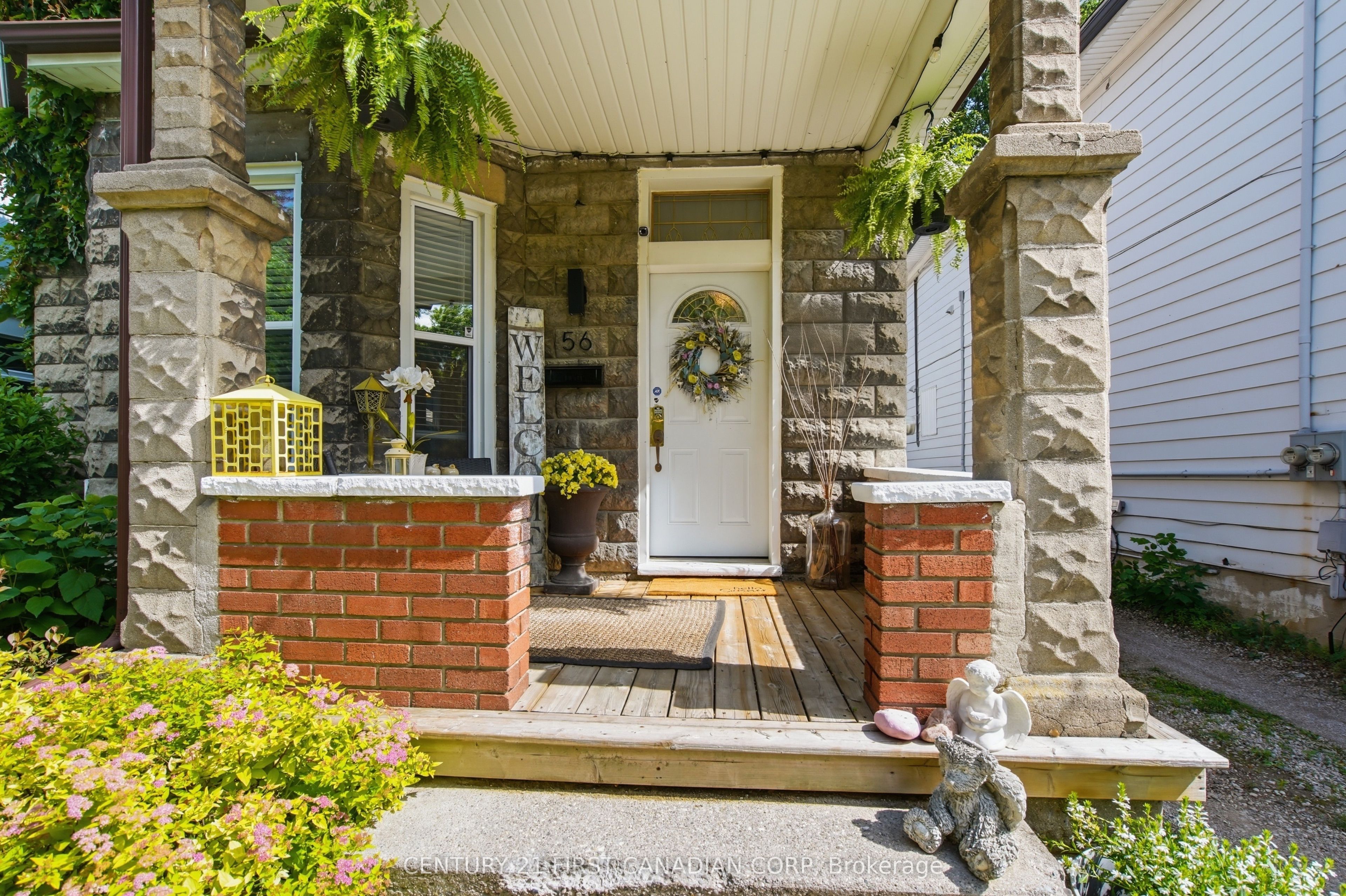 56 Euclid Avenue Property Photo 4