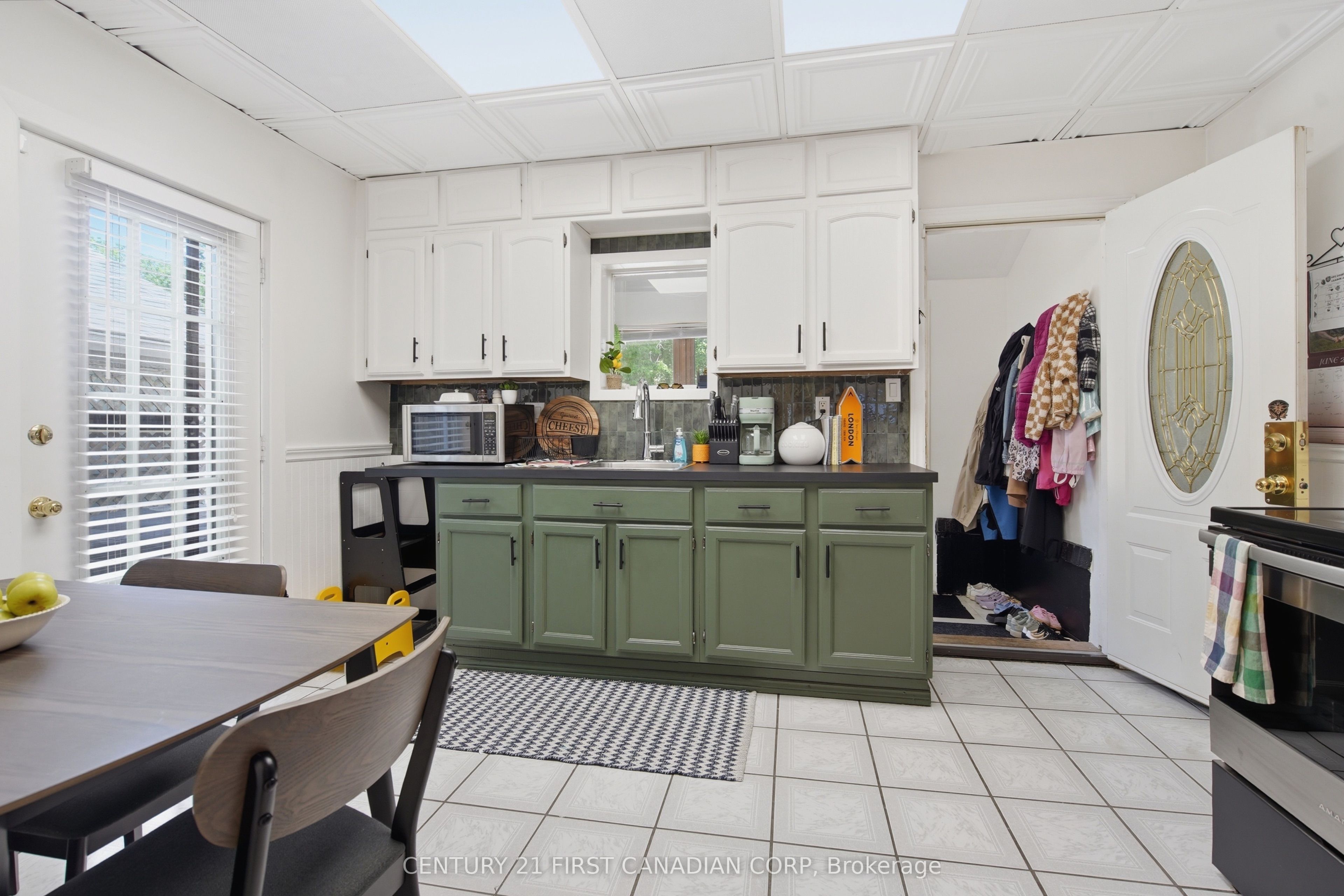 56 Euclid Avenue Property Photo 15