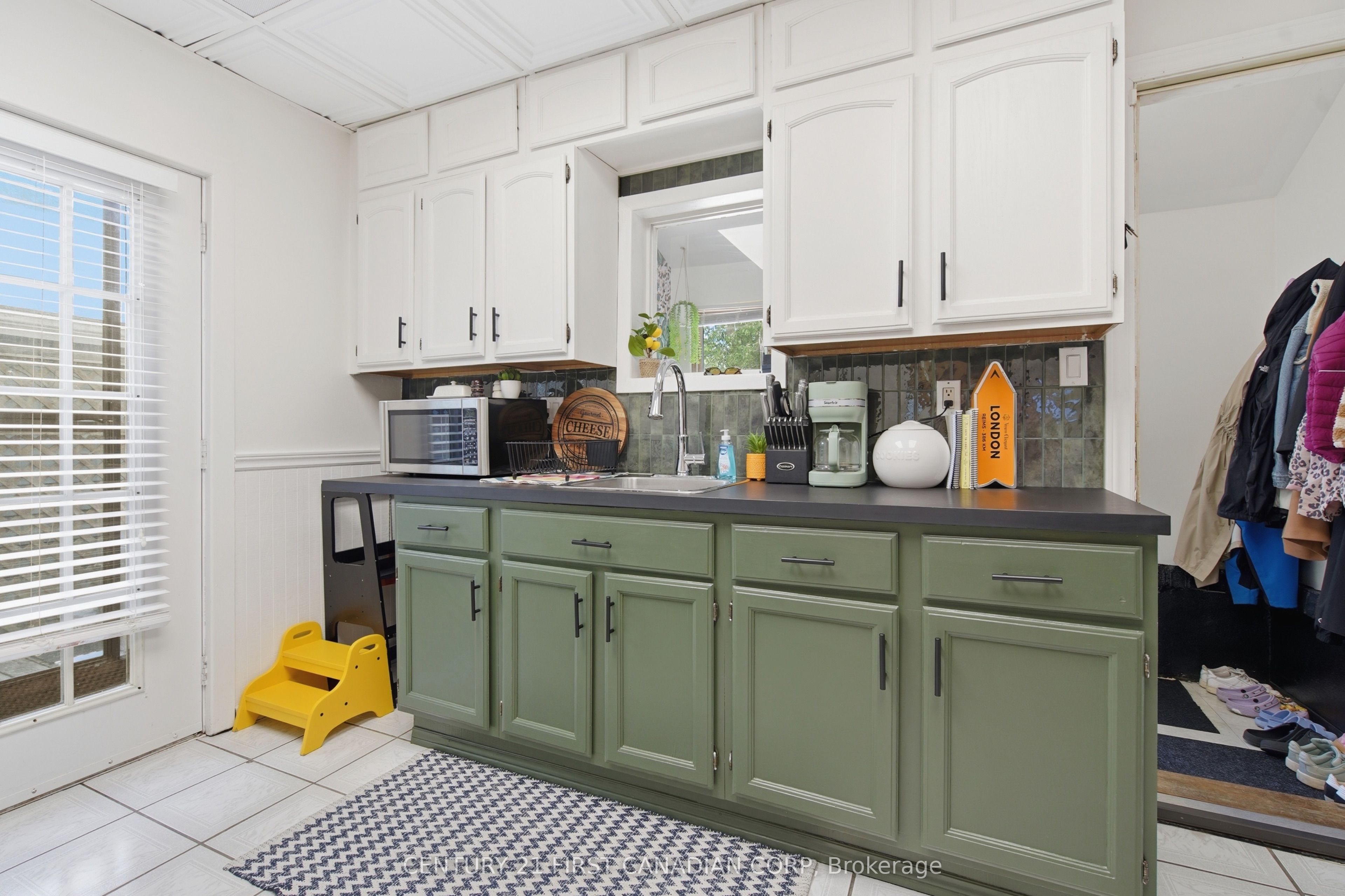 56 Euclid Avenue Property Photo 17