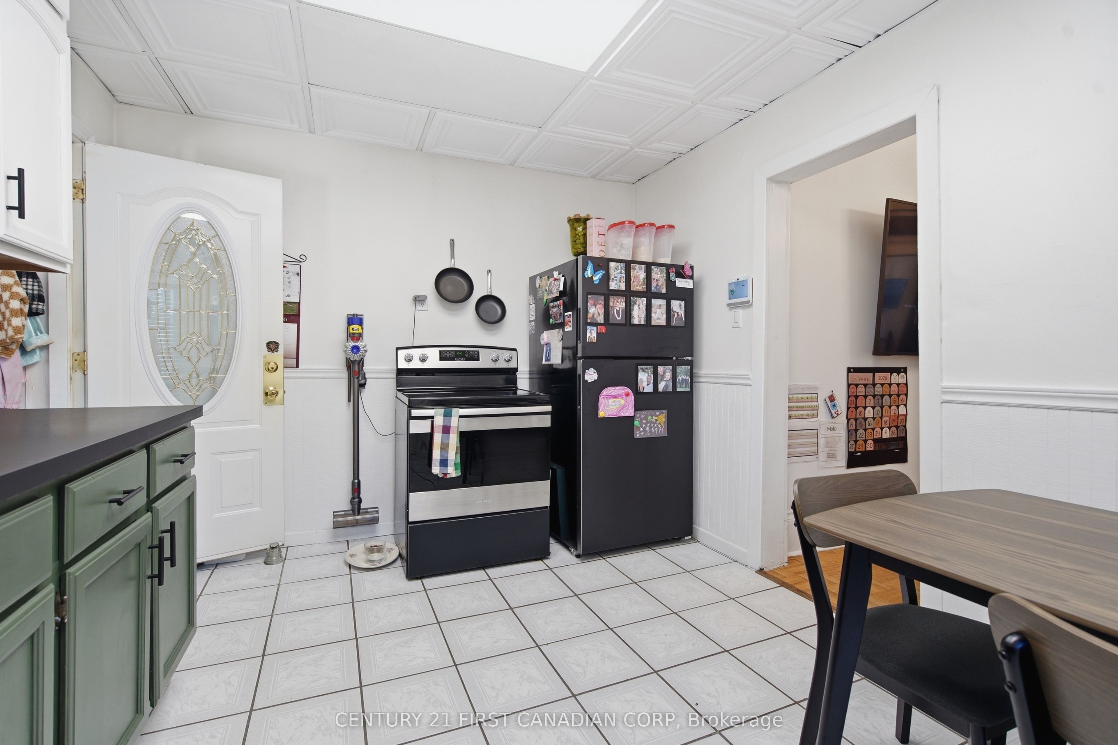 56 Euclid Avenue Property Photo 18