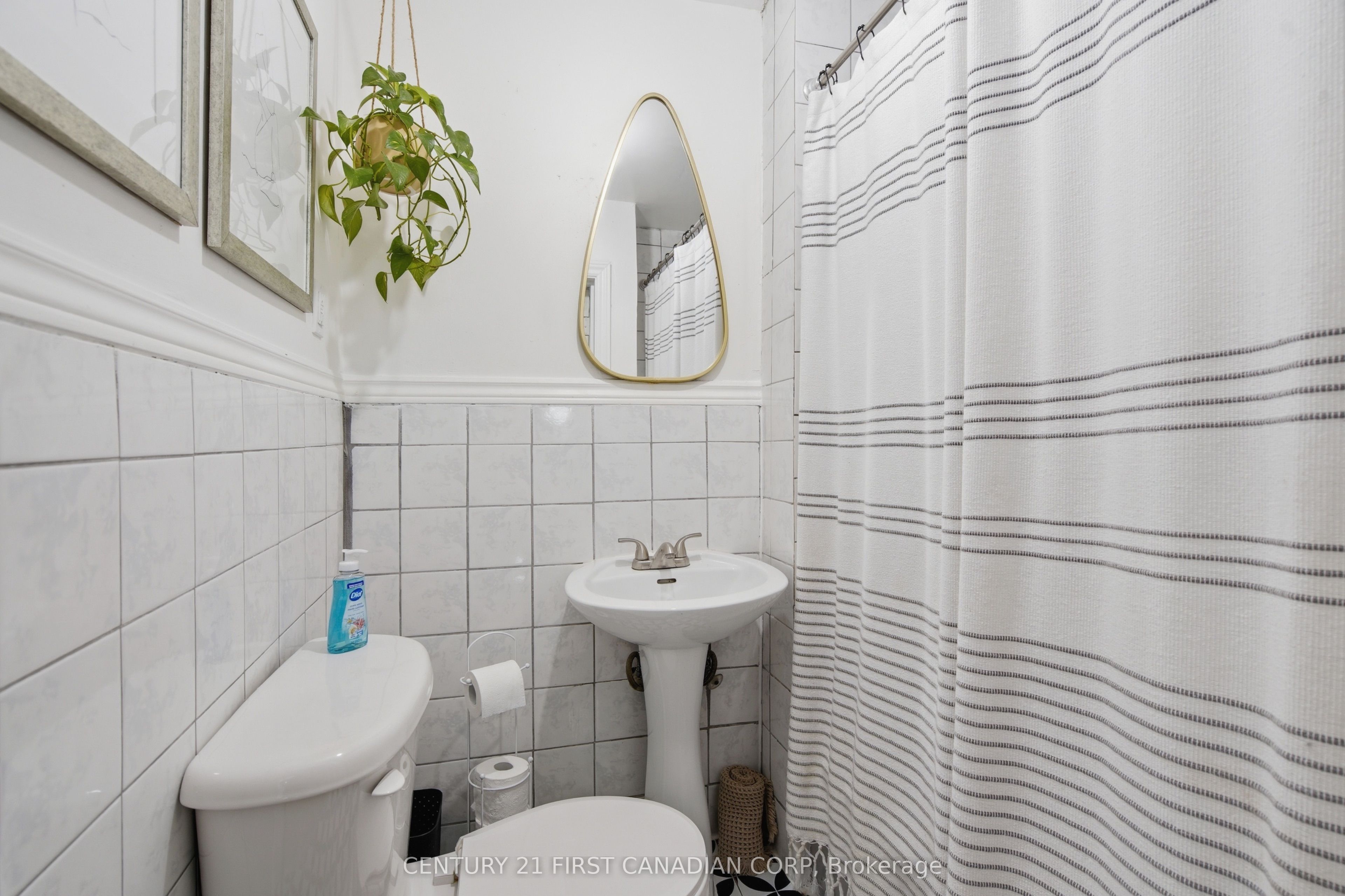 56 Euclid Avenue Property Photo 20