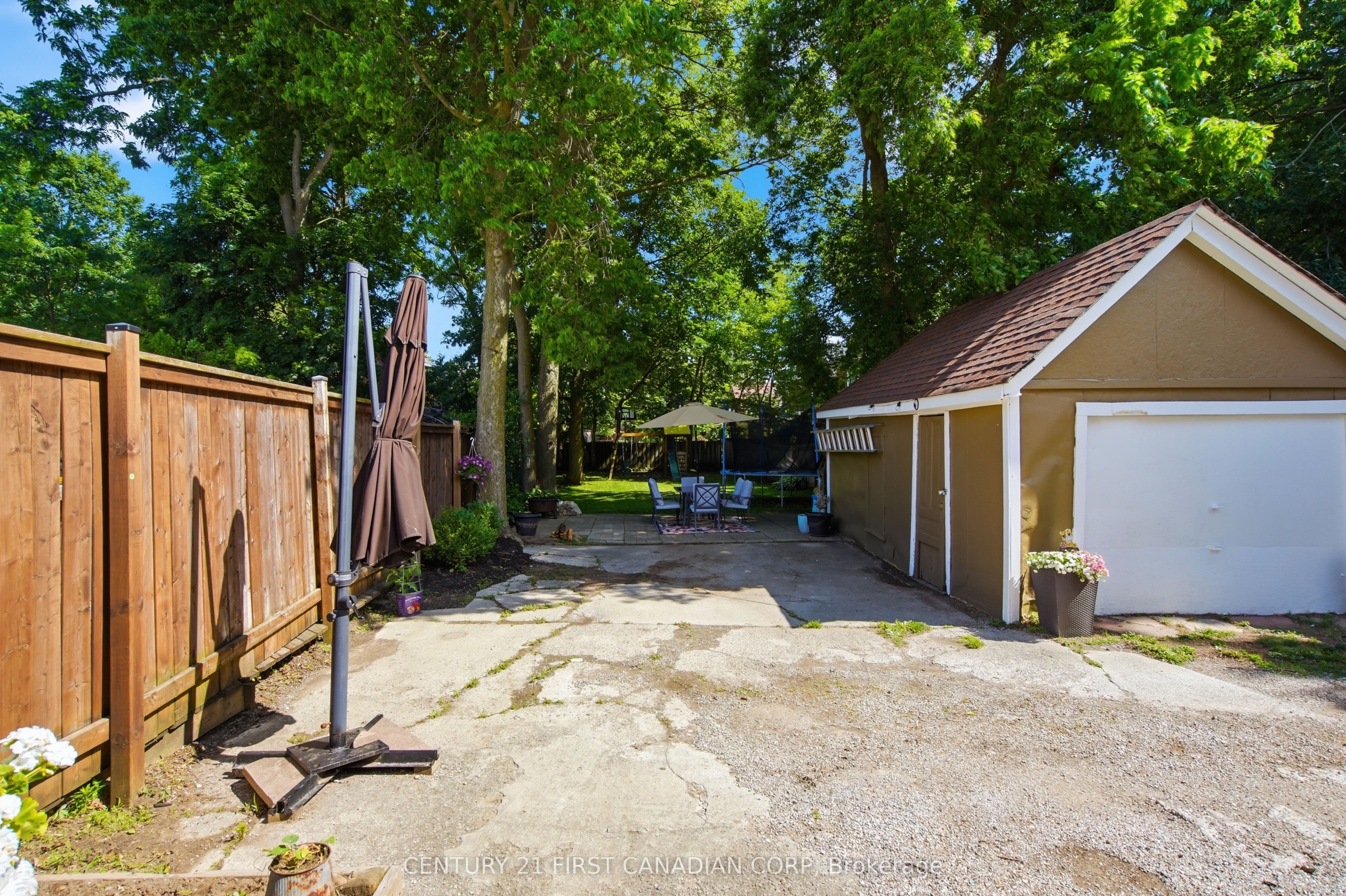 56 Euclid Avenue Property Photo 38