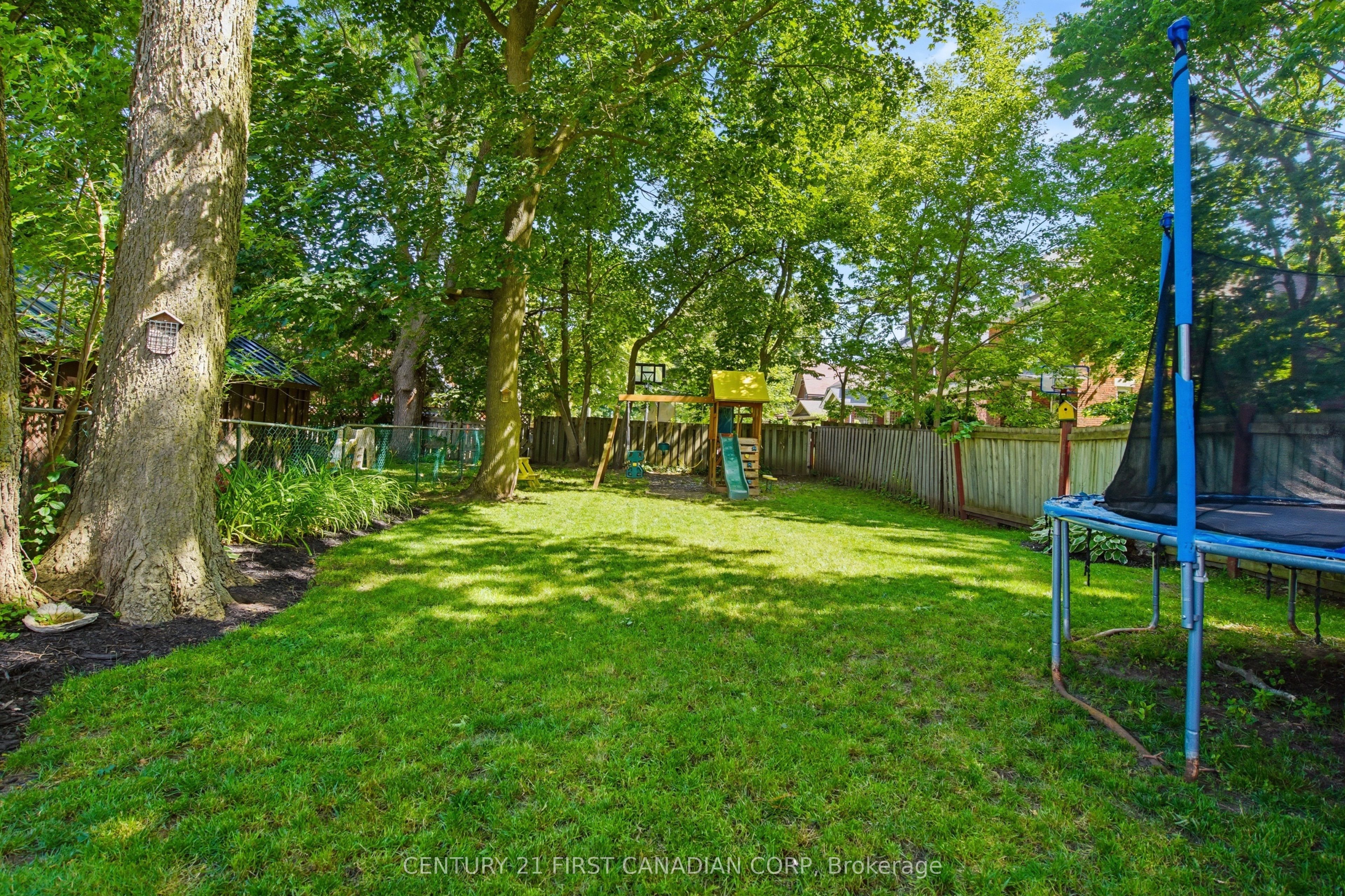 56 Euclid Avenue Property Photo 40