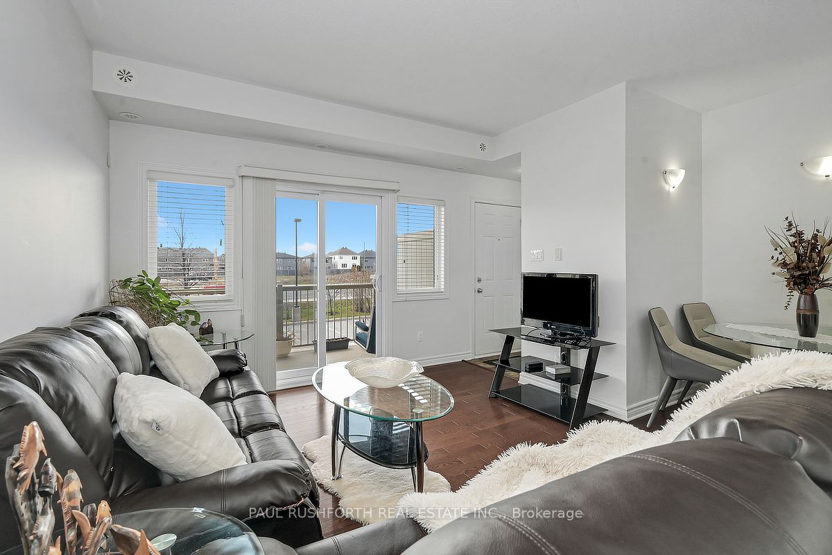 137 Harthill Way N L Property Photo 6