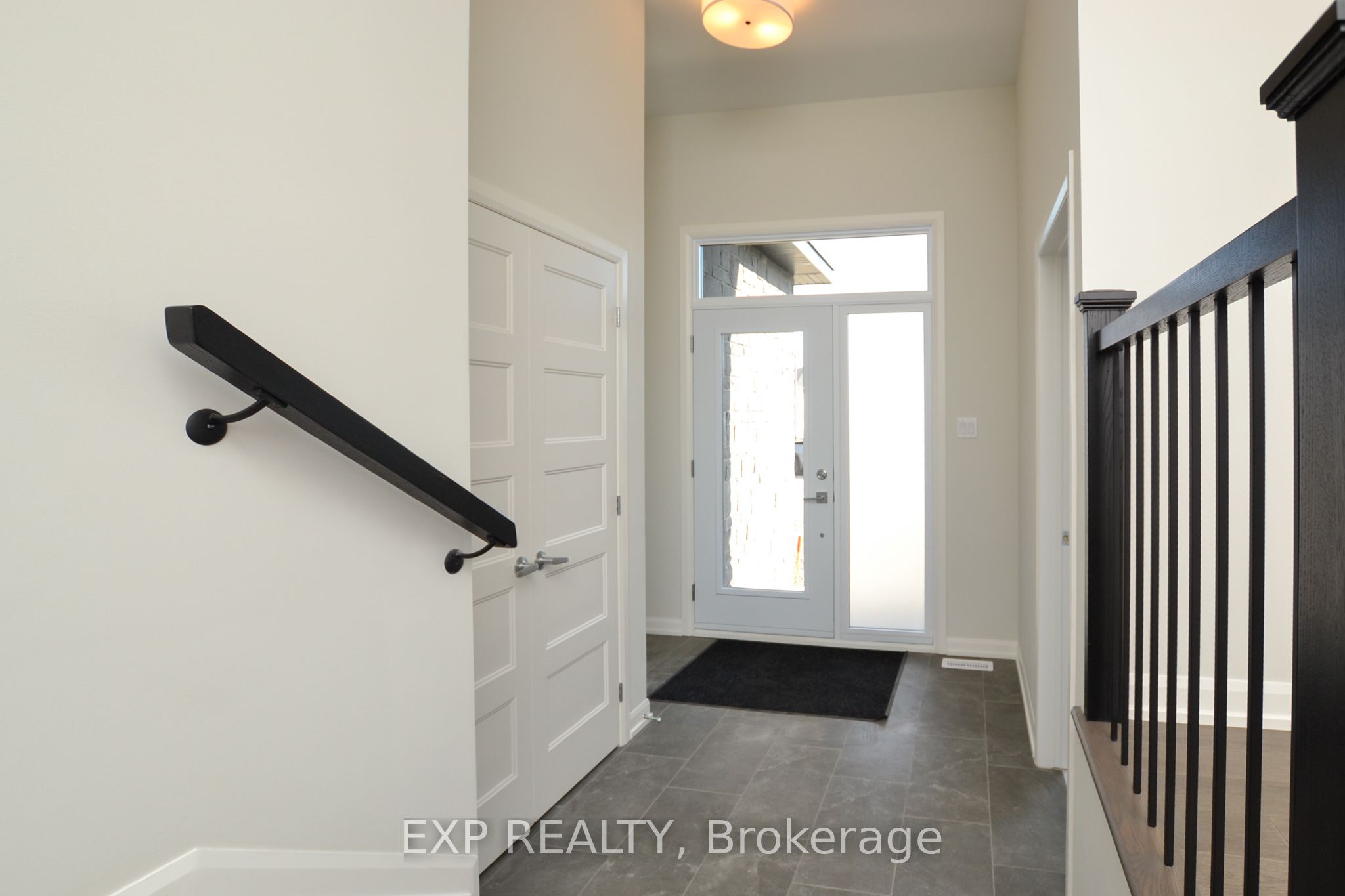 623 Montessor Crescent Property Photo 2