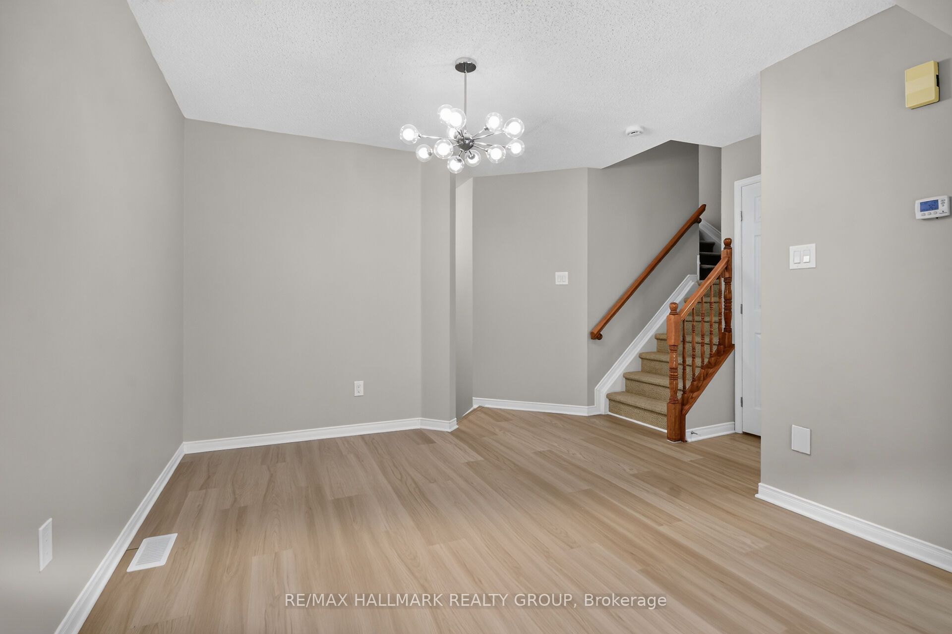 66 Woodgate Way Property Photo 7