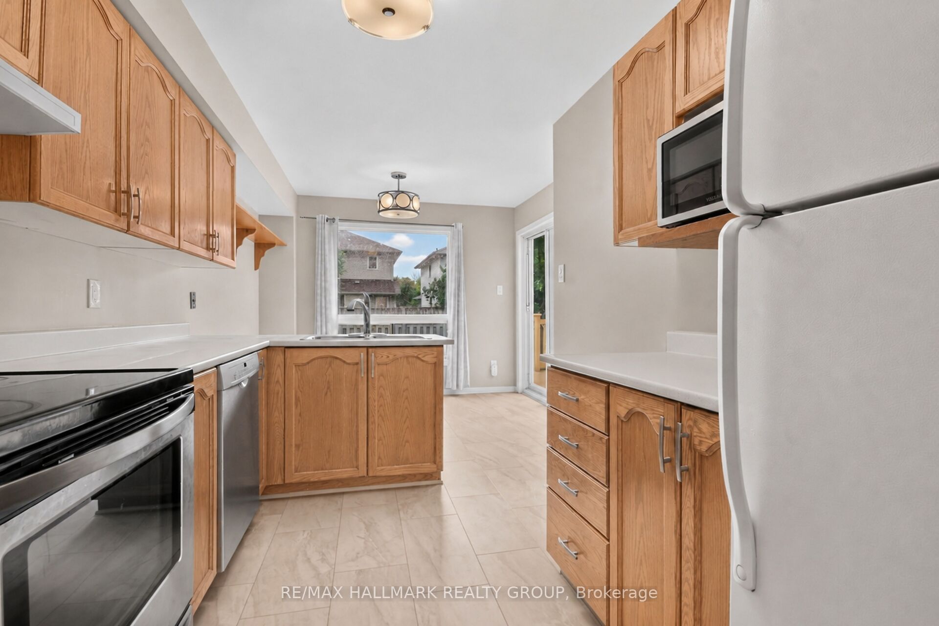 66 Woodgate Way Property Photo 12