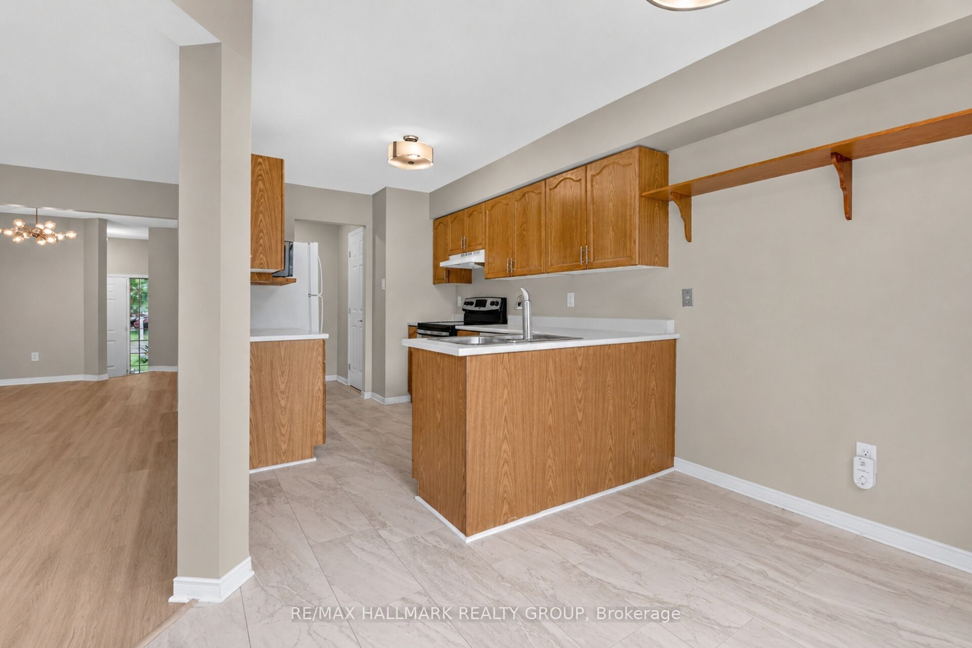66 Woodgate Way Property Photo 15