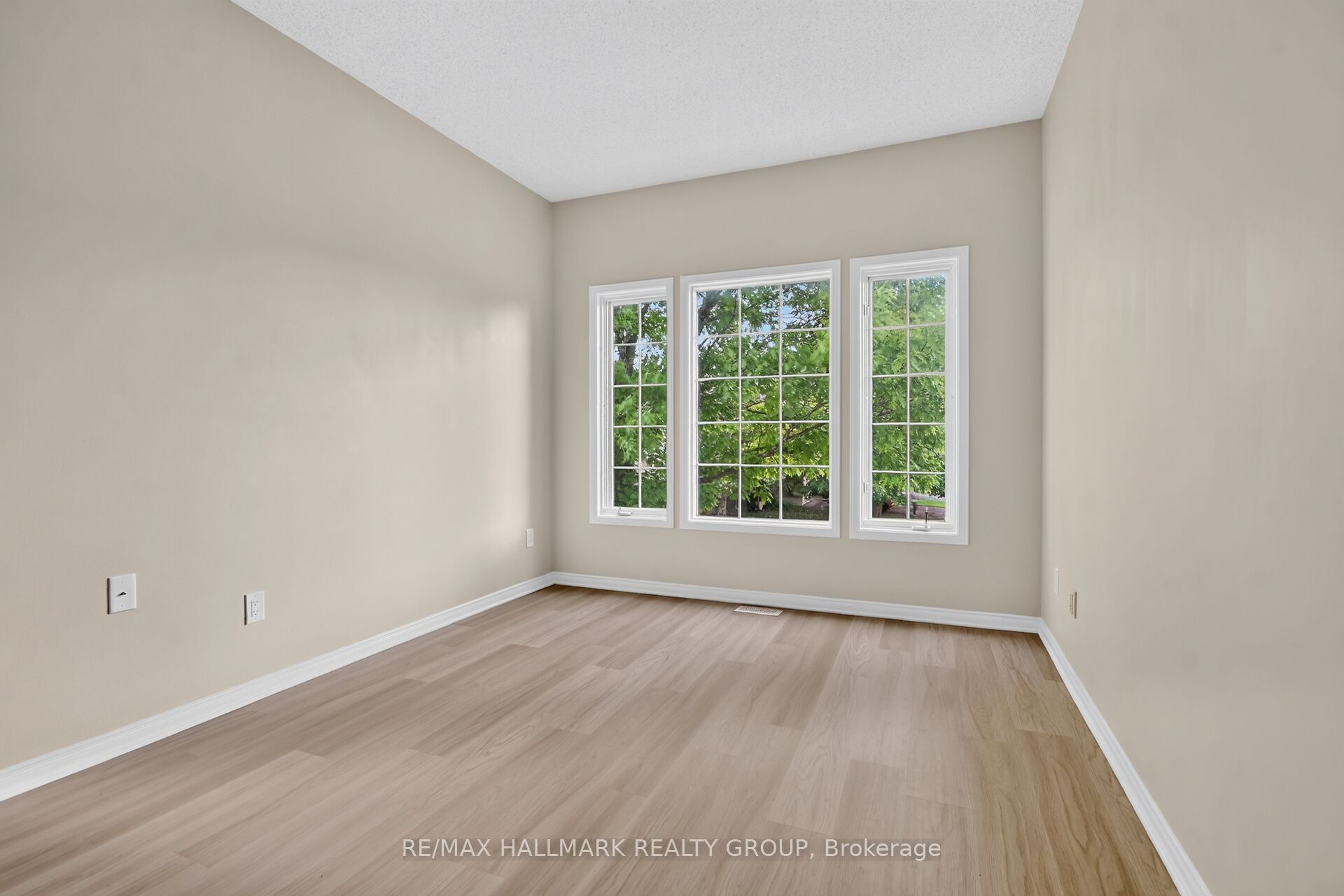 66 Woodgate Way Property Photo 19