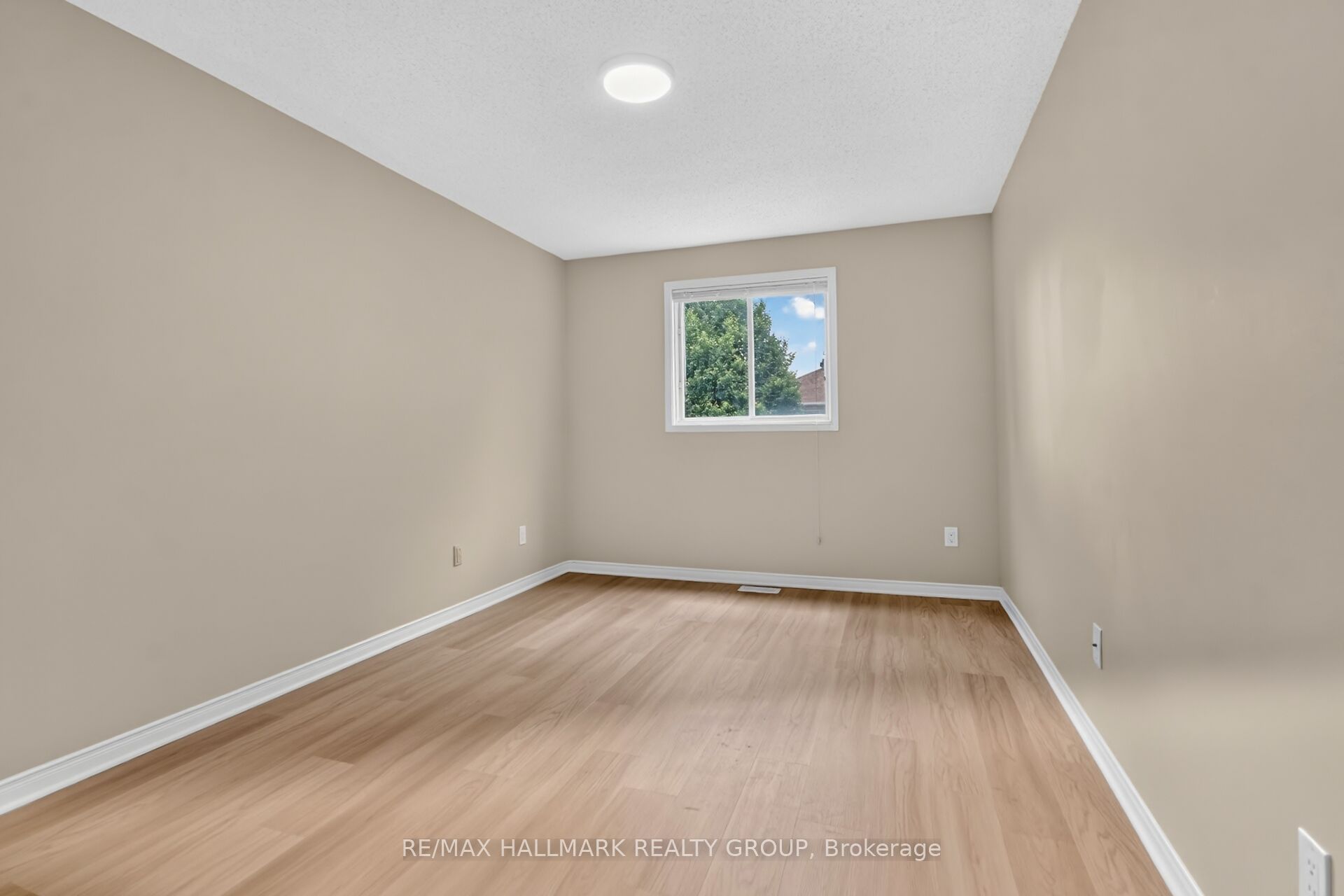 66 Woodgate Way Property Photo 25
