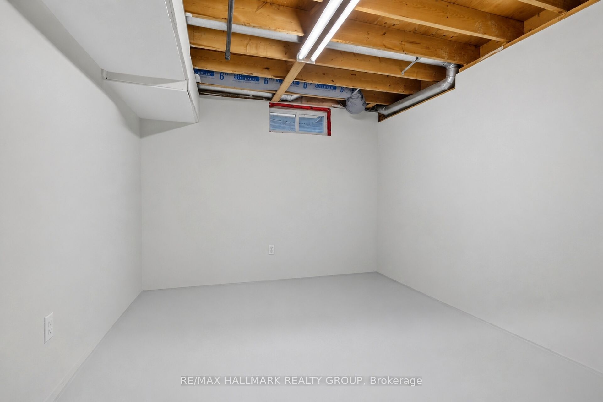 66 Woodgate Way Property Photo 37