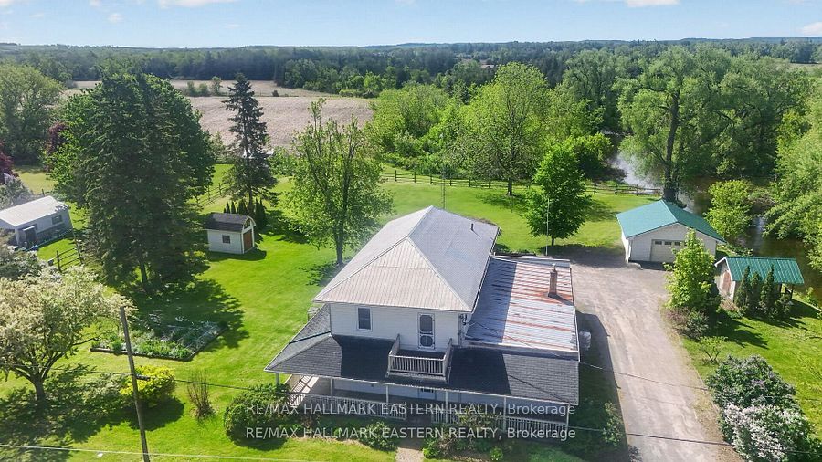 267 Centre Line Property Photo 4
