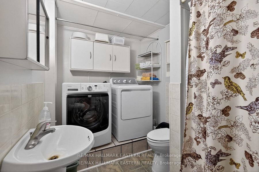 267 Centre Line Property Photo 33