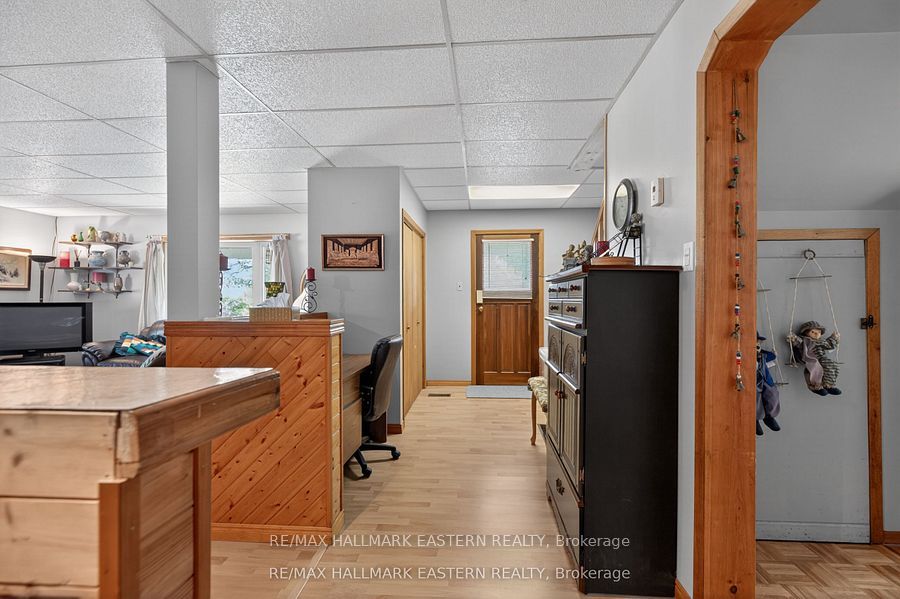 267 Centre Line Property Photo 37