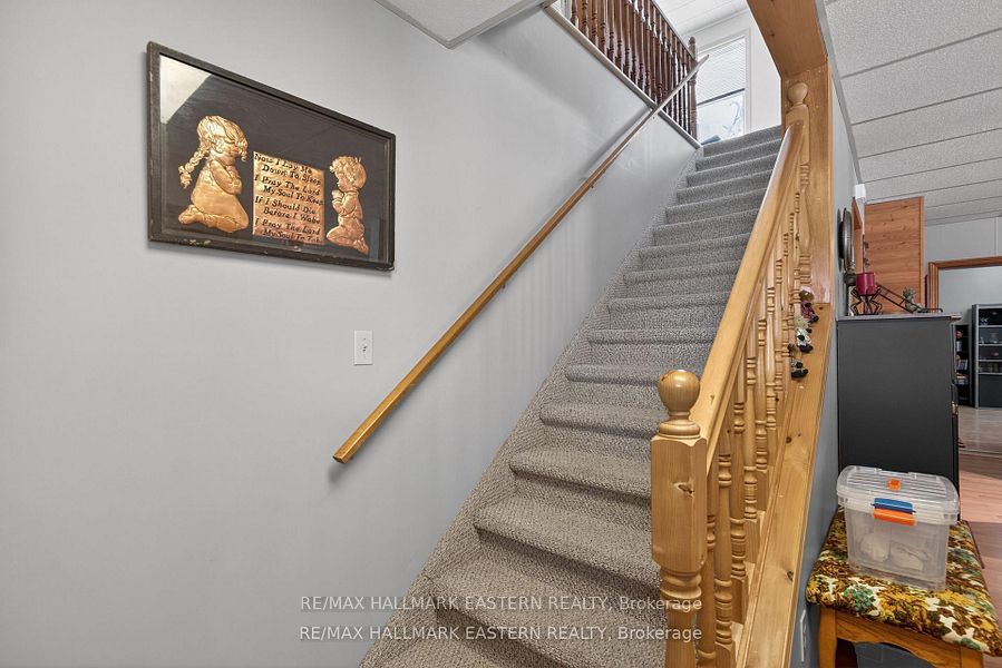 267 Centre Line Property Photo 38