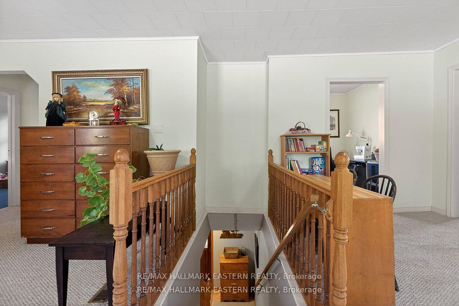 267 Centre Line Property Photo 39