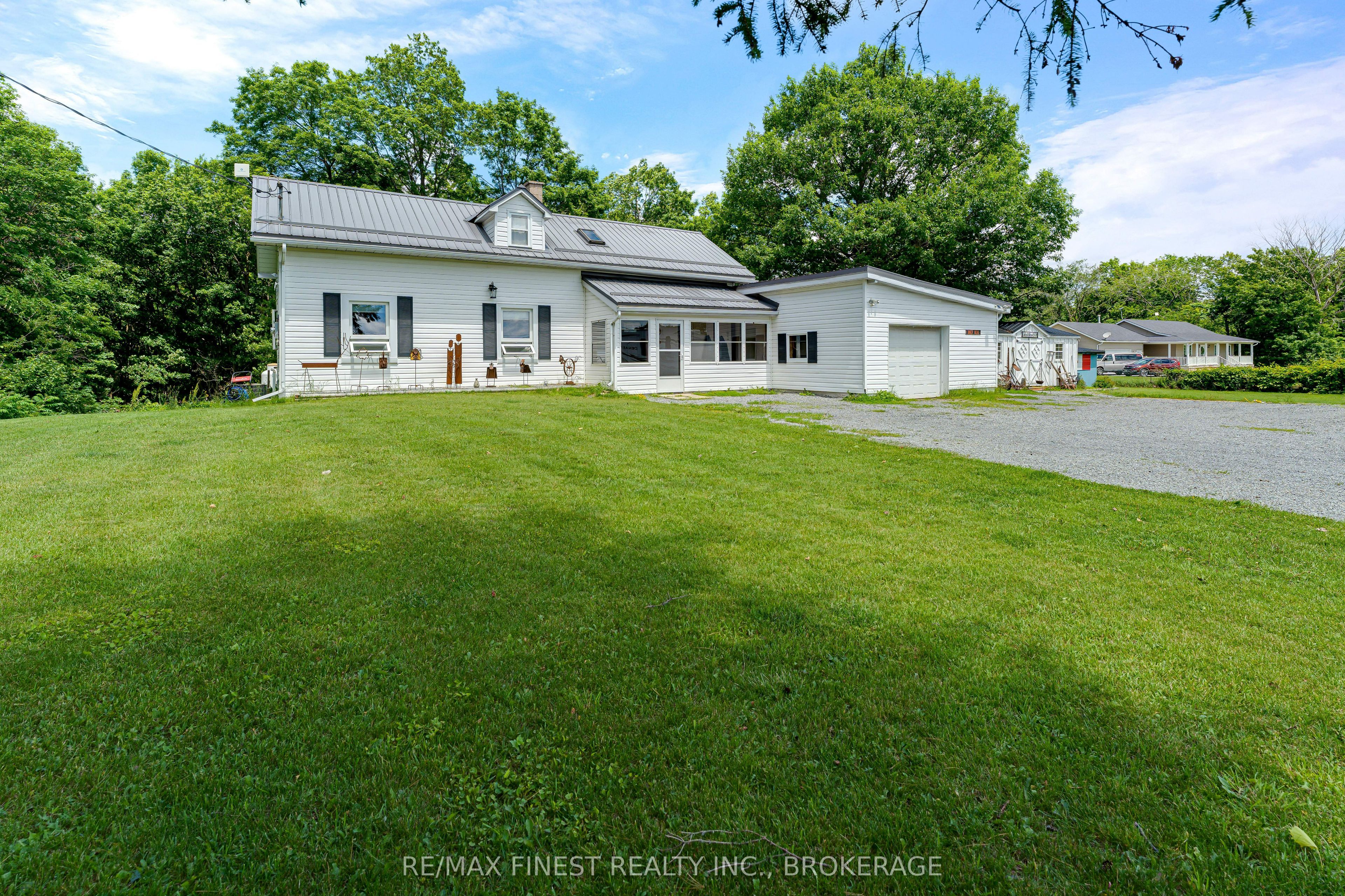 2018 Rutledge Road Property Photo 3