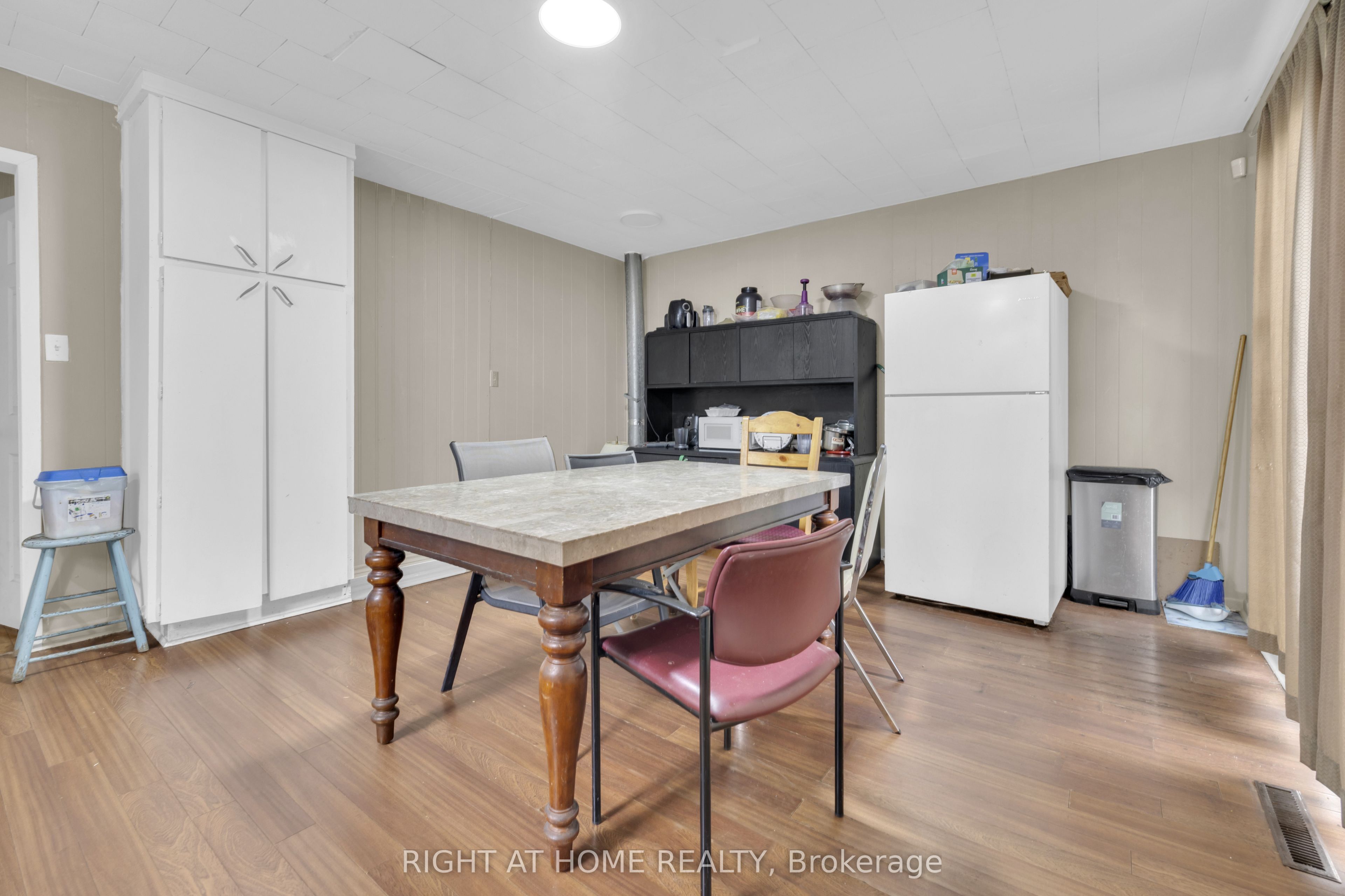 227 Bridge Avenue Property Photo 7